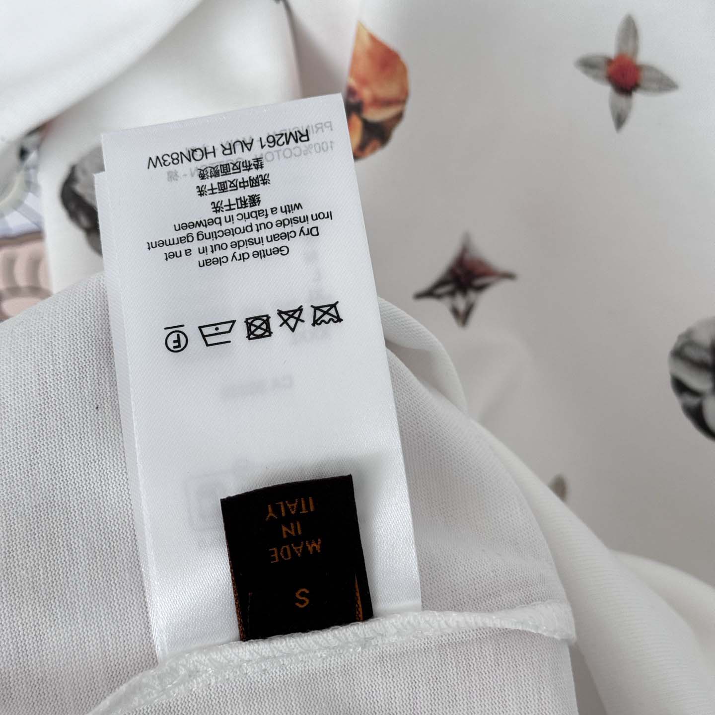  Louis Vuitton Overprinted Monogram Jacquard T-Shirt   1AJRAF - DesignerGu