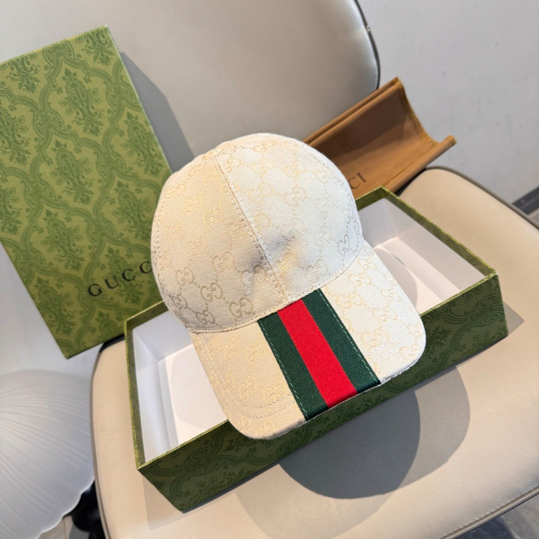 Gucci GG Canvas Baseball Hat - DesignerGu