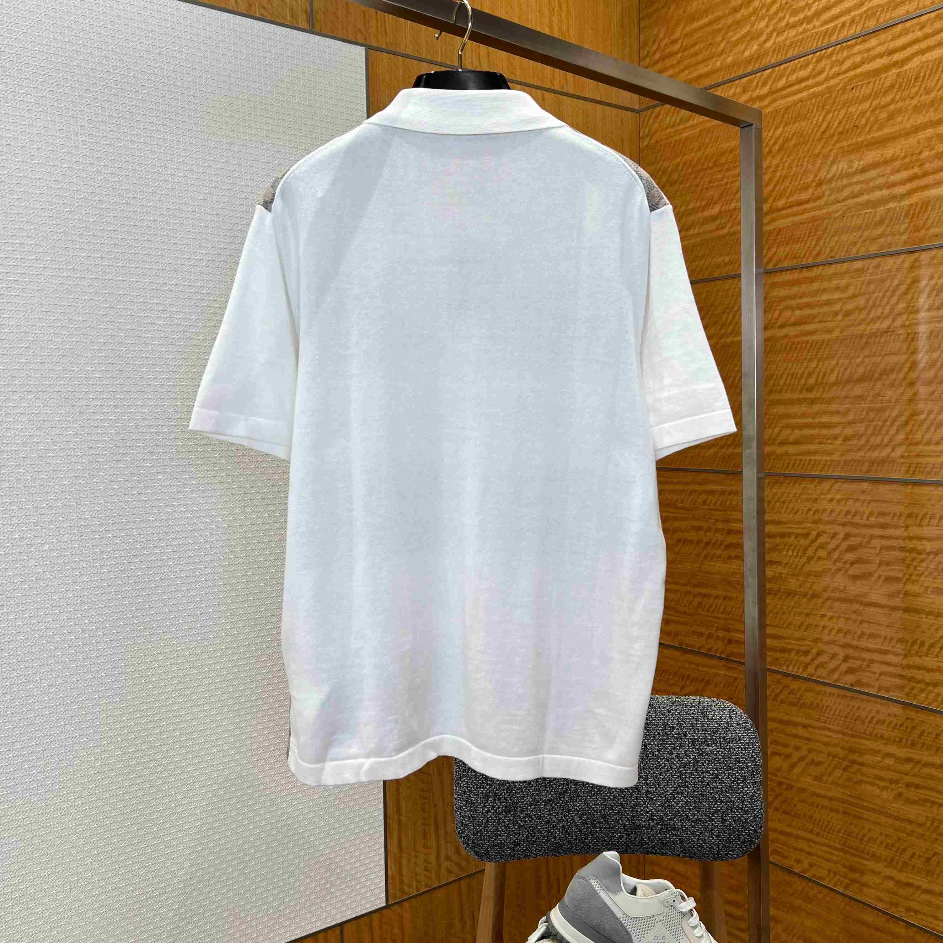 Louis Vuitton Graphic Jacquard Short-Sleeved Shirt 1AJTVO - DesignerGu