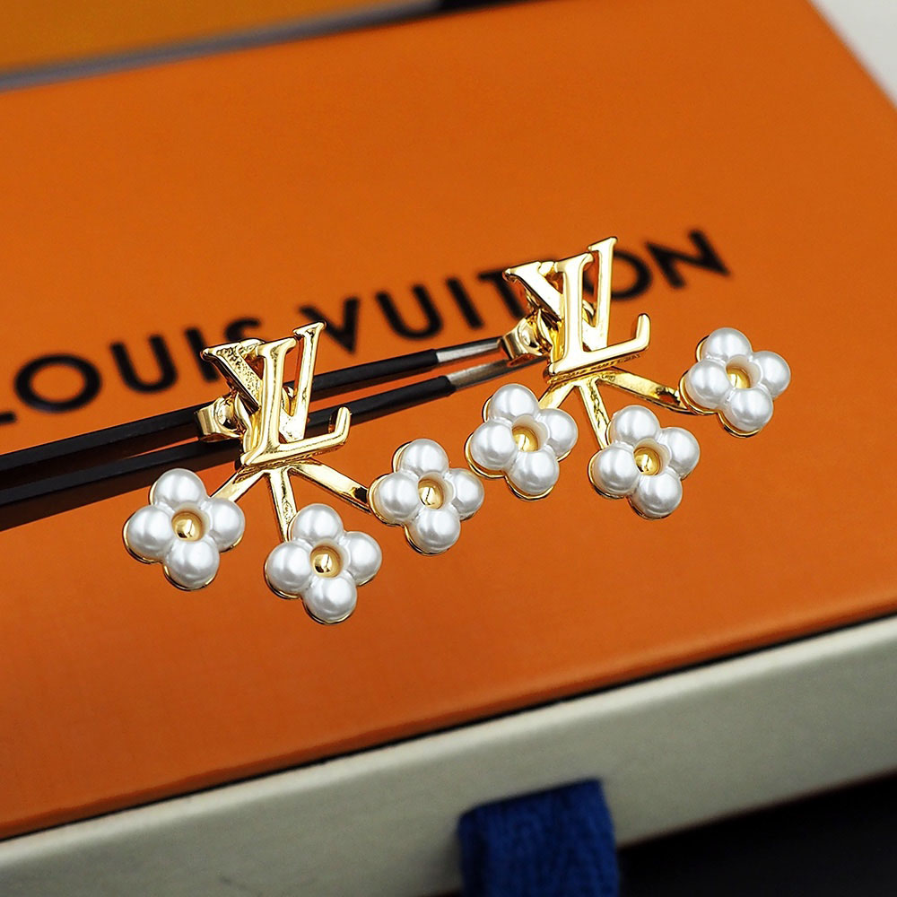 Louis Vuitton Minigram Pearls Earrings M01258 - DesignerGu
