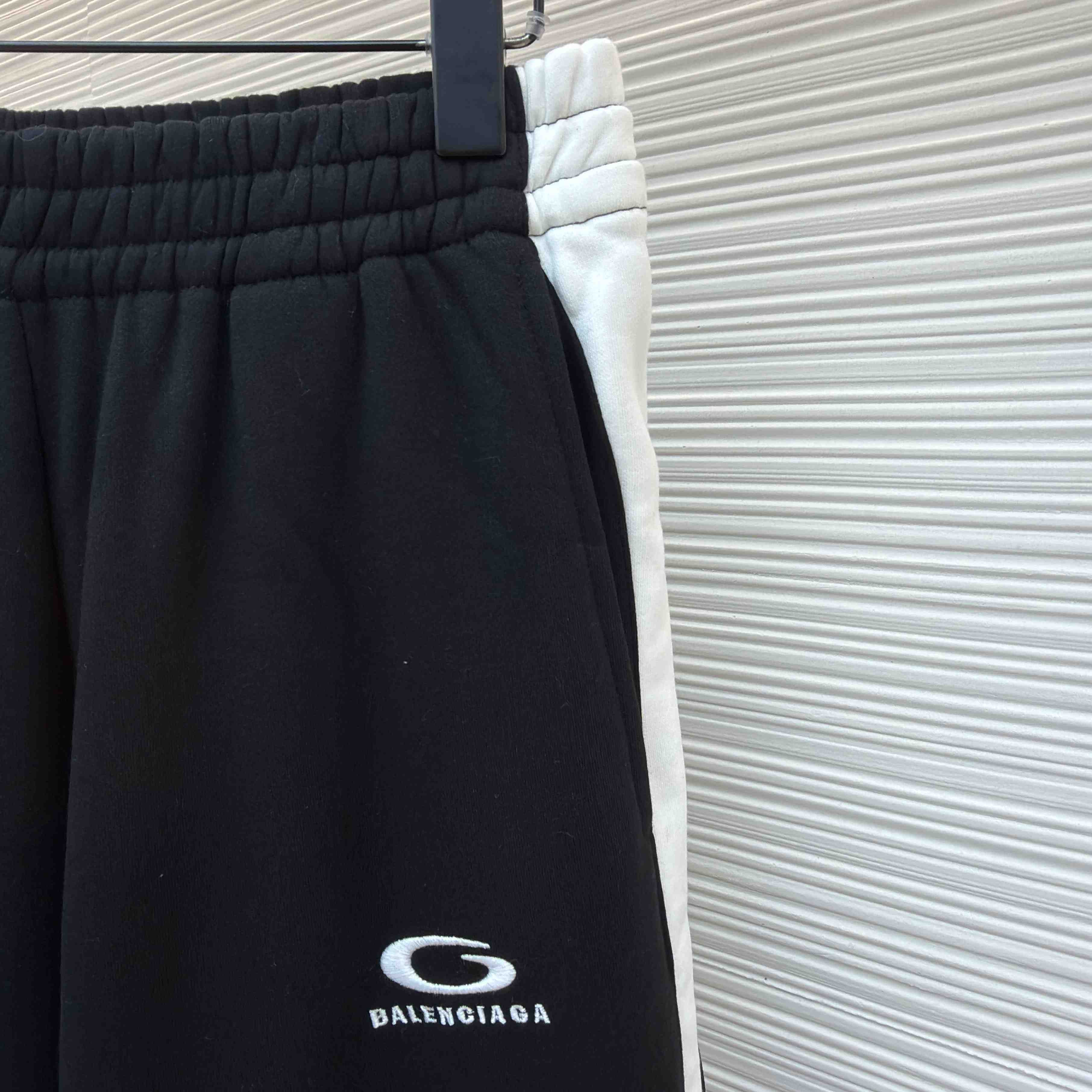 Balenciaga | Nba Collaboration Oversized Sweatpants In Black/White - DesignerGu