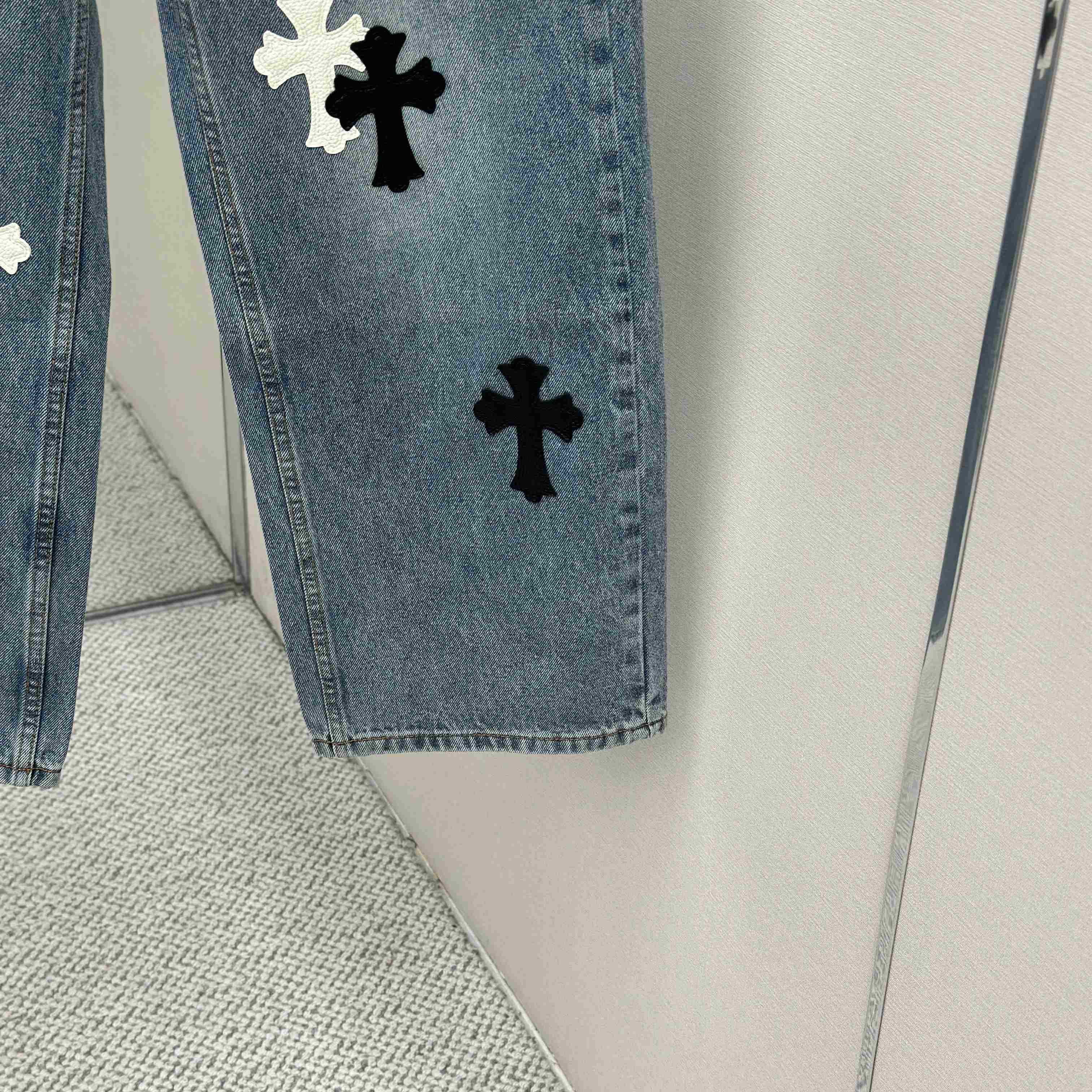 Chrome Hearts Jeans - DesignerGu