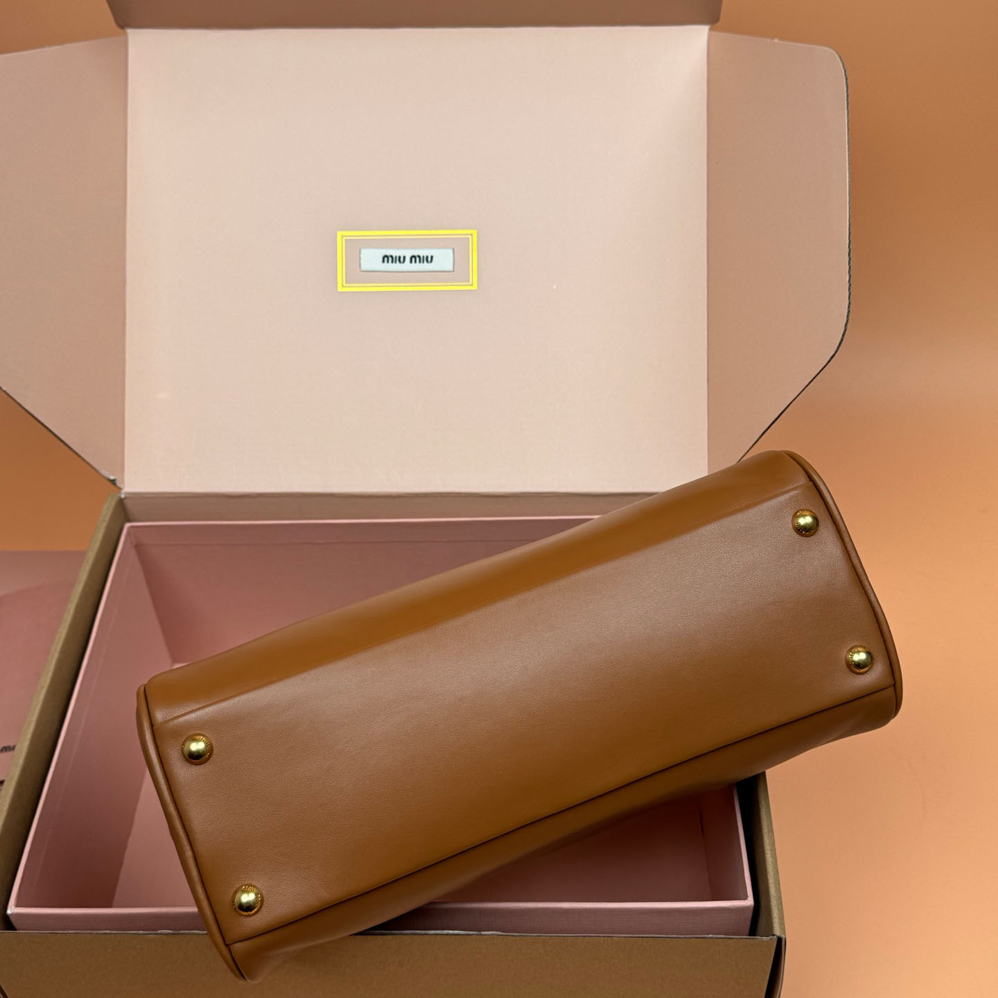 Miu Miu Beau Leather Bag - DesignerGu