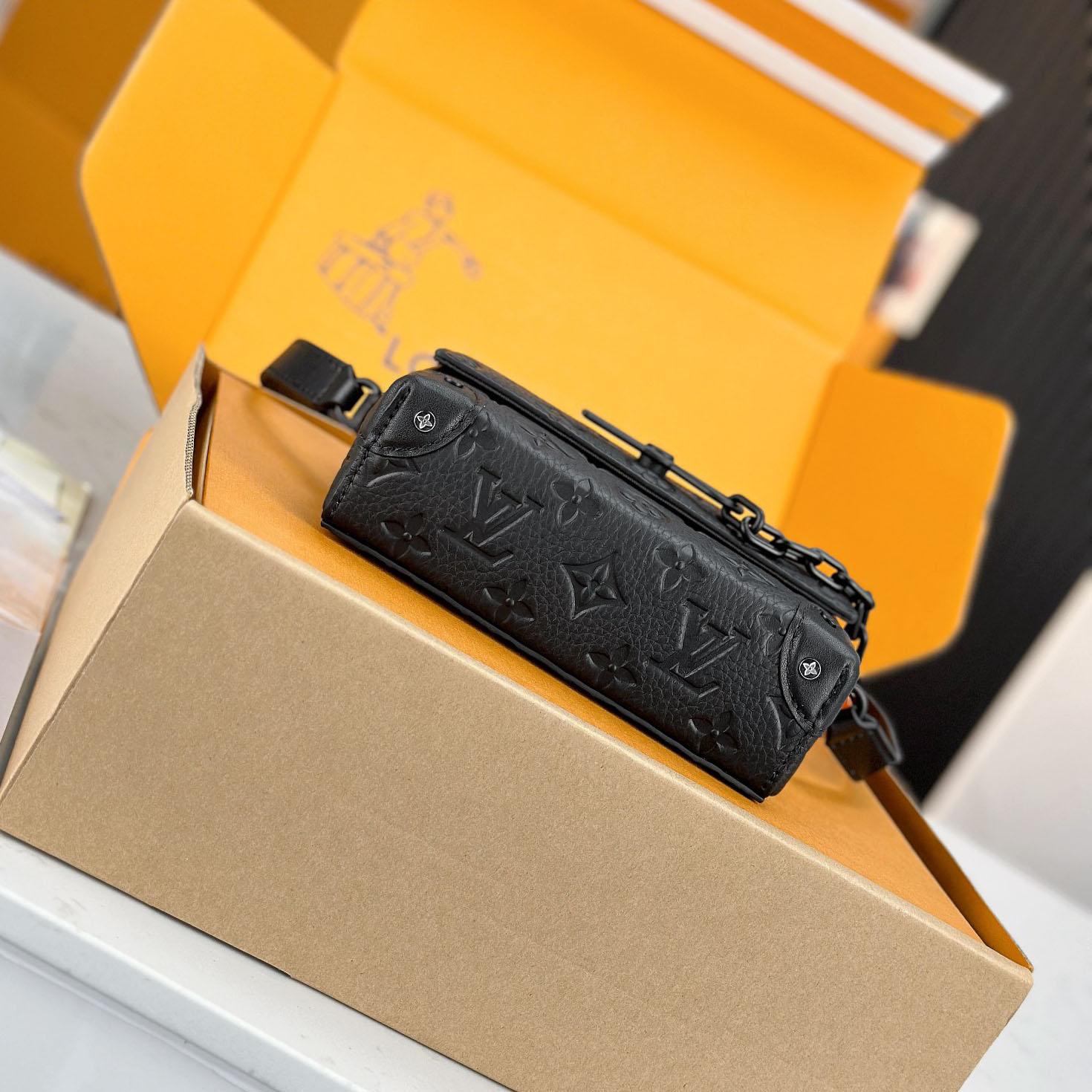 Louis Vuitton Steamer Wearable Wallet M81746 - DesignerGu