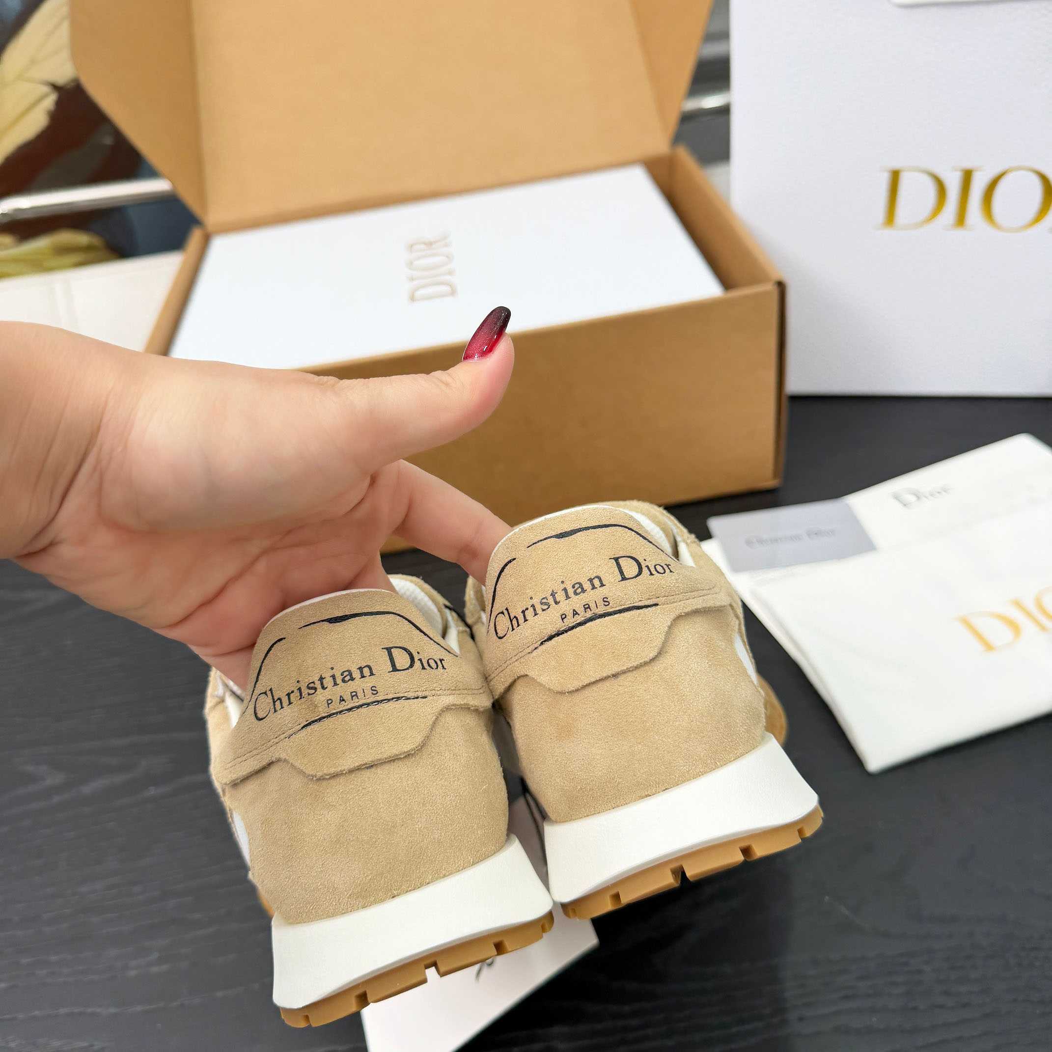 Dior Tech Sneaker - DesignerGu