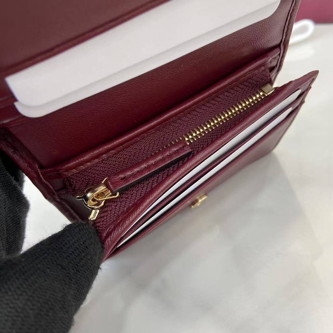 Gucci GG Marmont Card Case Wallet 466492 - DesignerGu