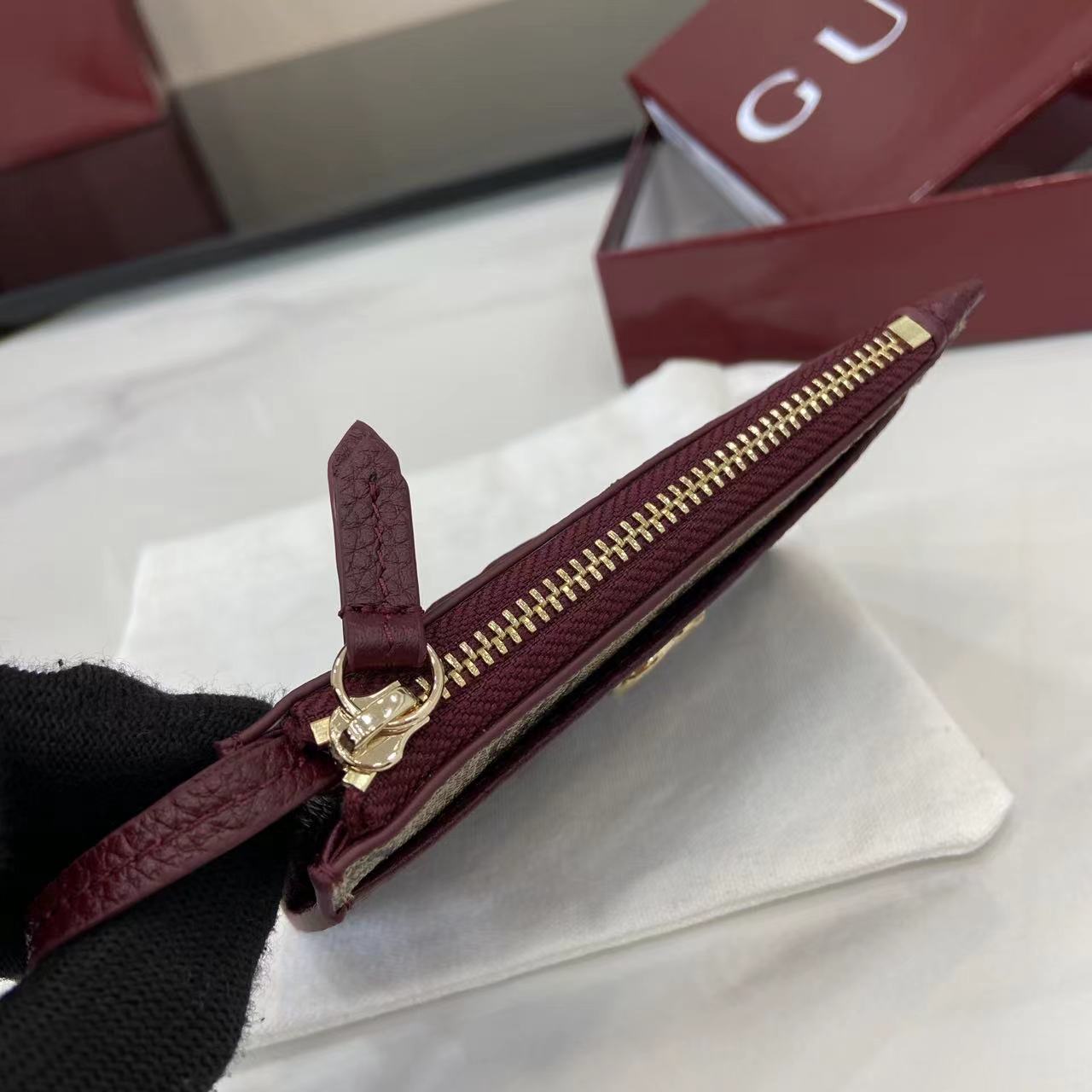 Gucci Bi-color GG Marmont Zip Key Pouch - DesignerGu