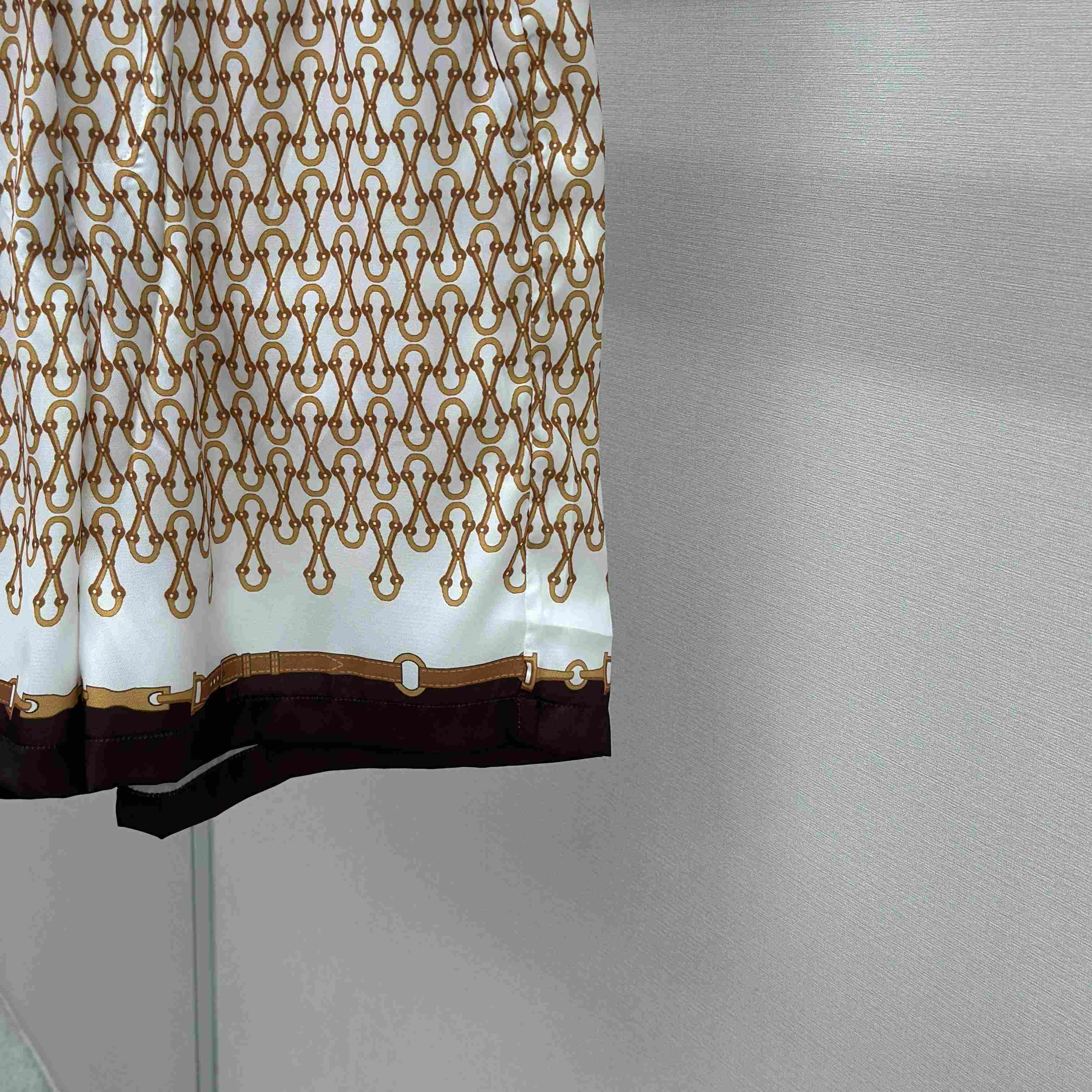 Gucci Printed Silk Twill Shorts - DesignerGu