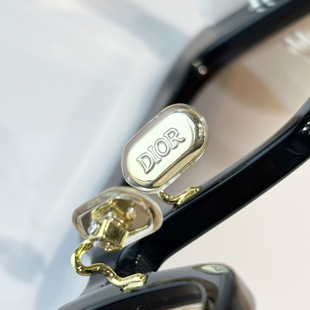 Dior Dior LuckyCharms S1F - DesignerGu