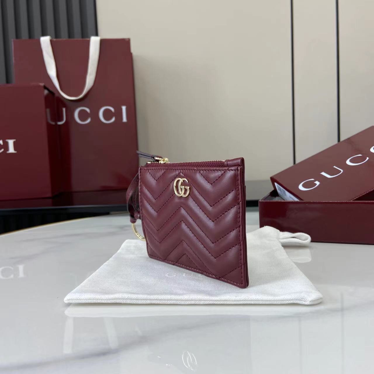 Gucci GG Marmont Zip Key Pouch - DesignerGu
