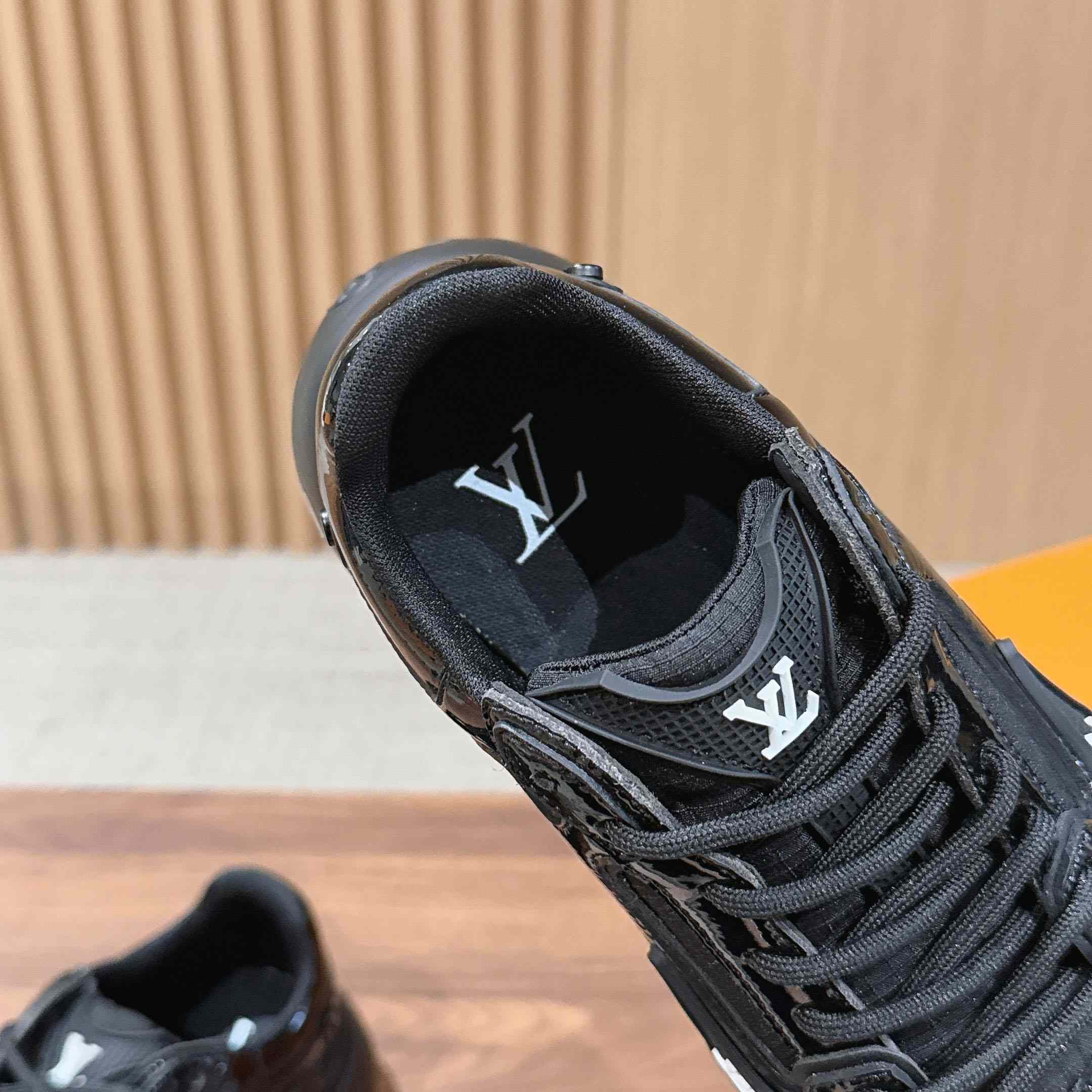 Louis Vuitton LV Olympia Sneaker 1AJP37 - DesignerGu