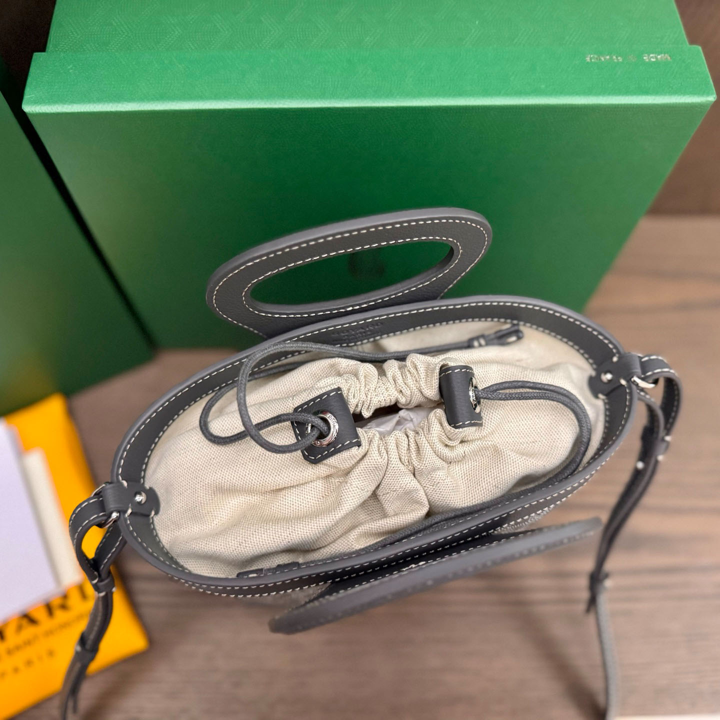 Goyard Beluga Mini Bag - DesignerGu