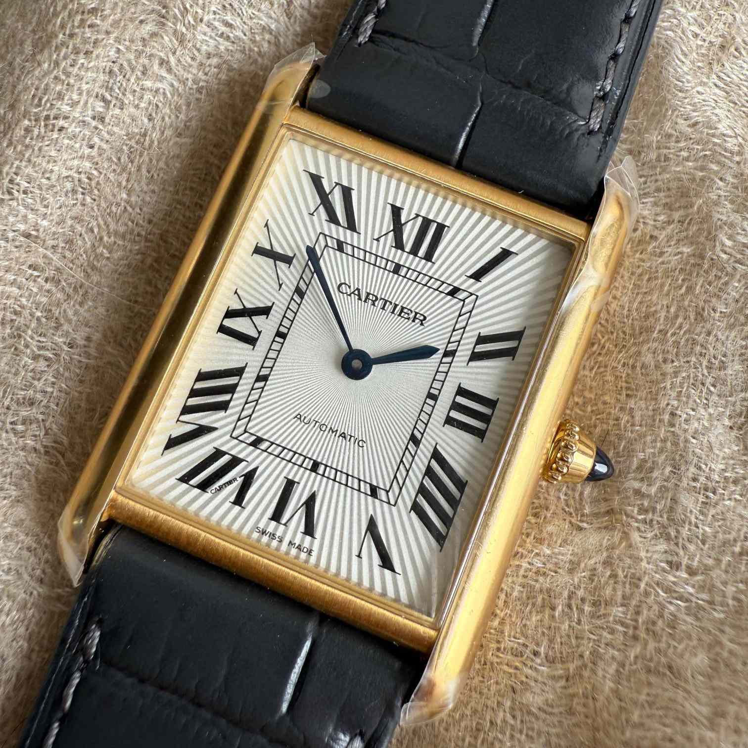 Cartier Tank Louis Cartier Watch - DesignerGu