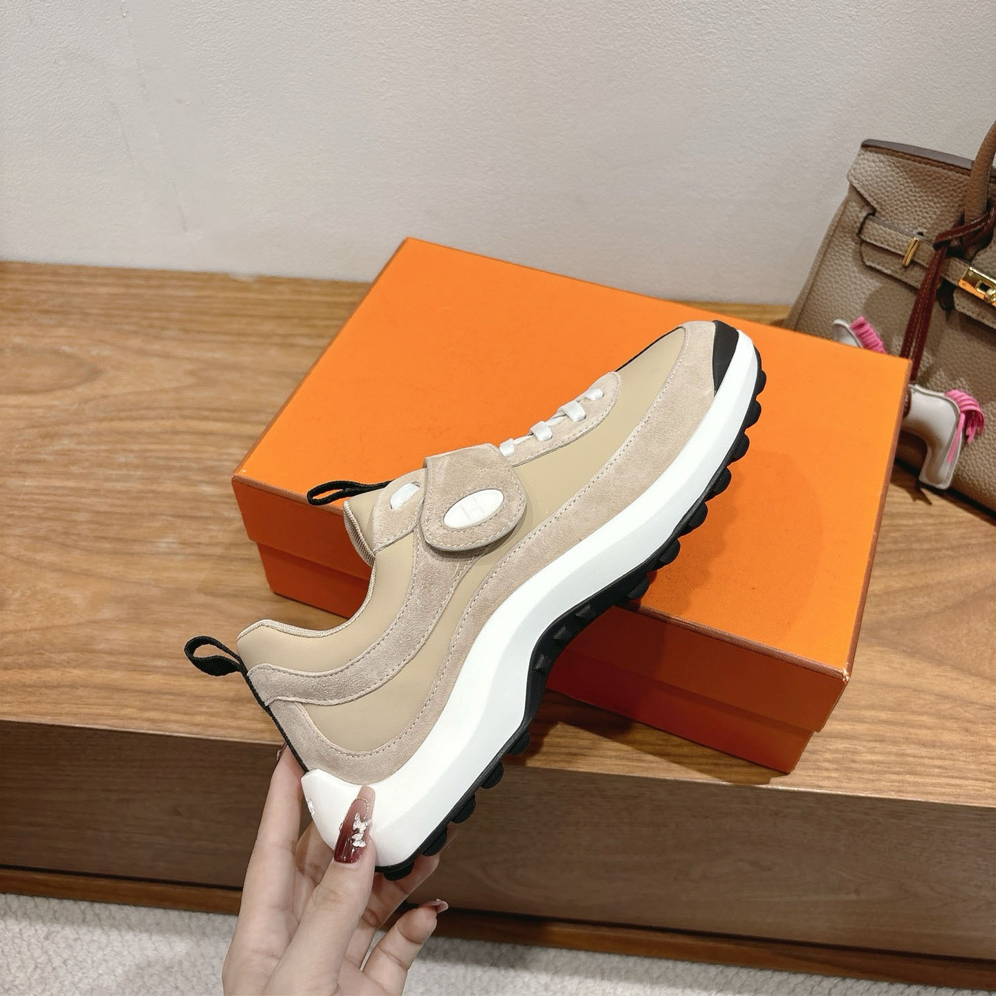 Hermes Loop Sneaker - DesignerGu