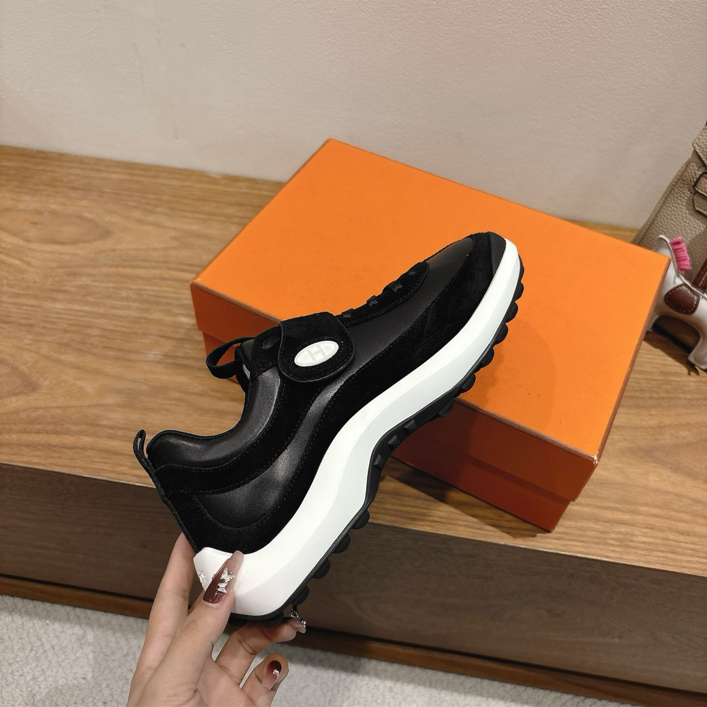 Hermes Loop Sneaker - DesignerGu