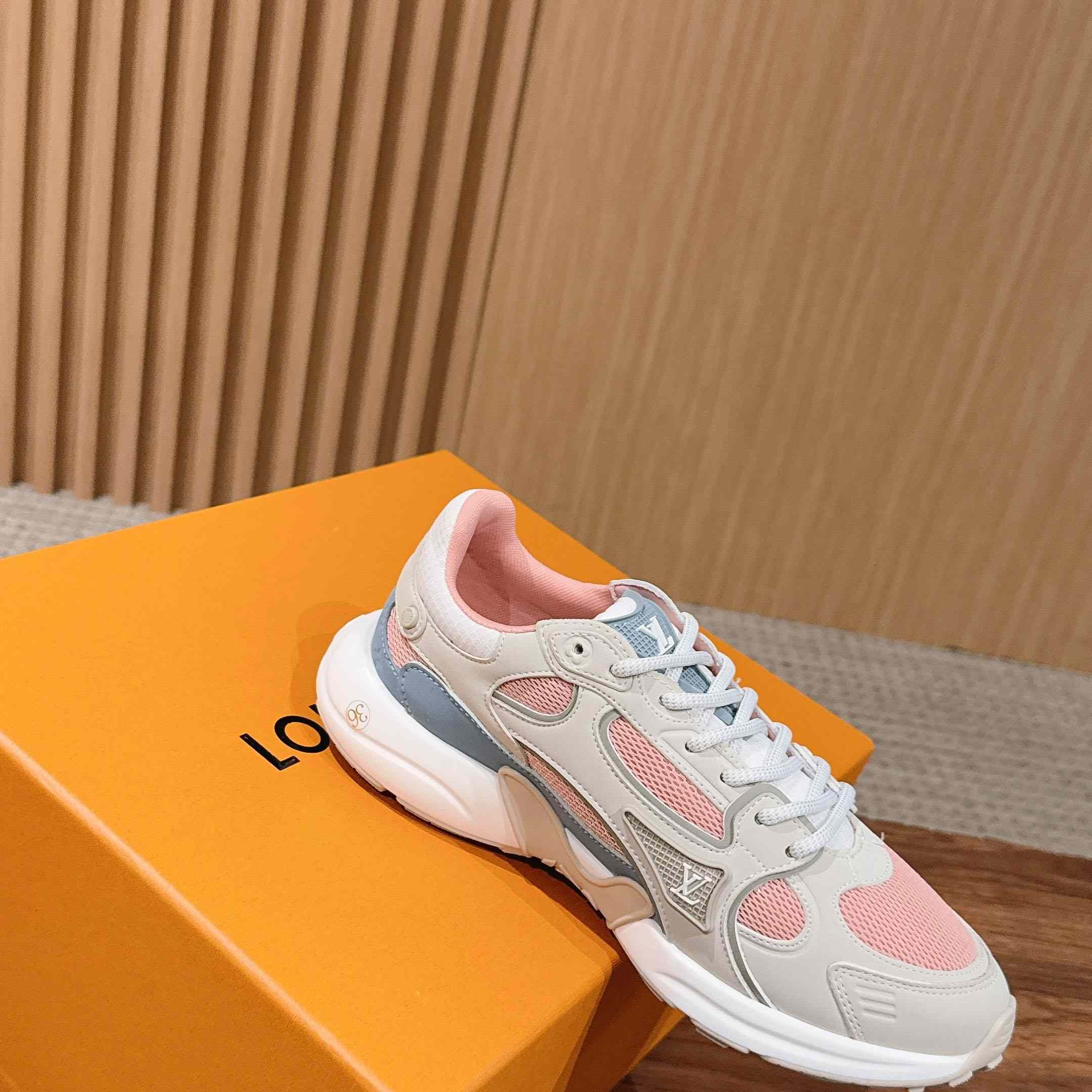 Louis Vuitton LV Olympia Sneaker 1AIVRN - DesignerGu