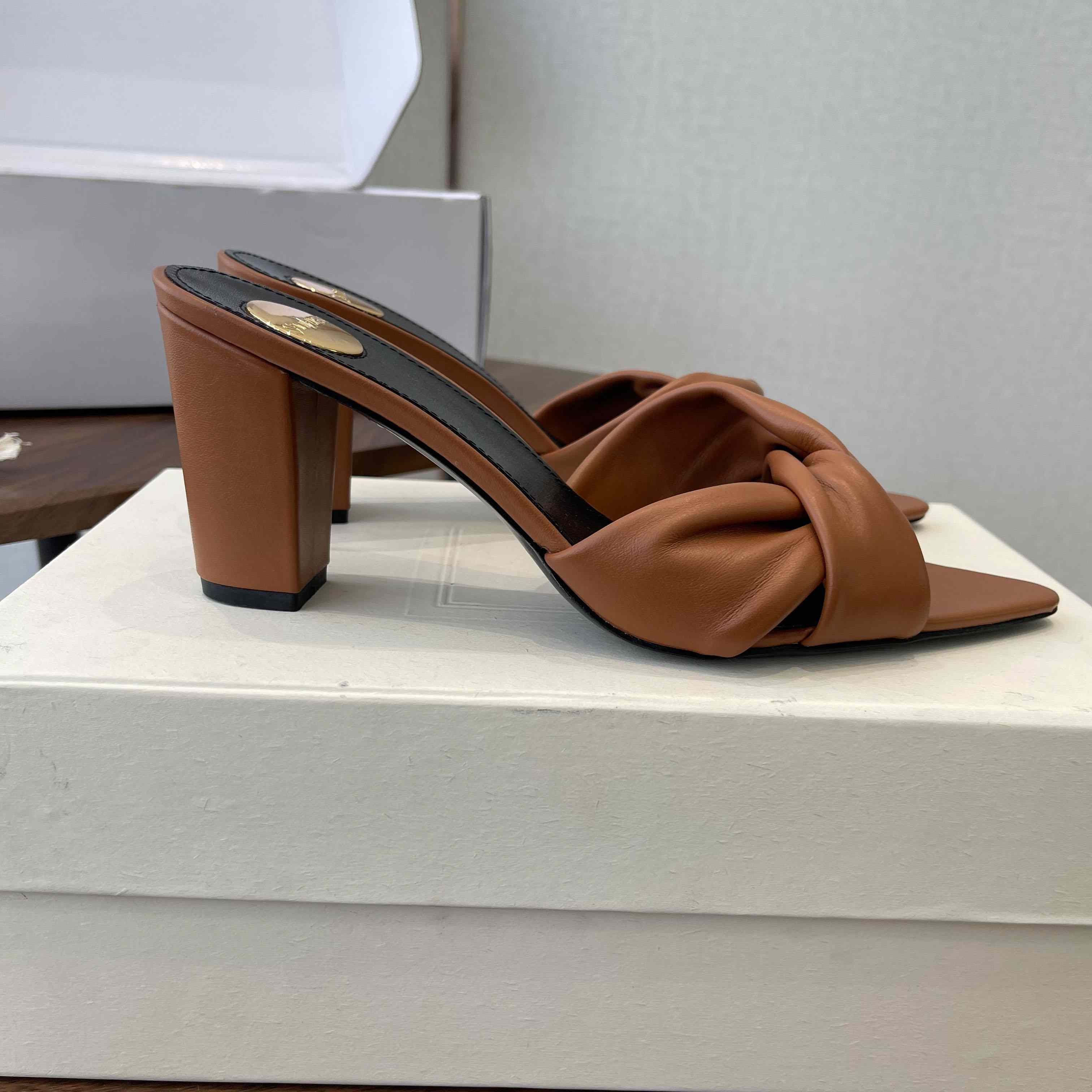 Saint Laurent FRANCIANE Mules In Smooth Leather - DesignerGu