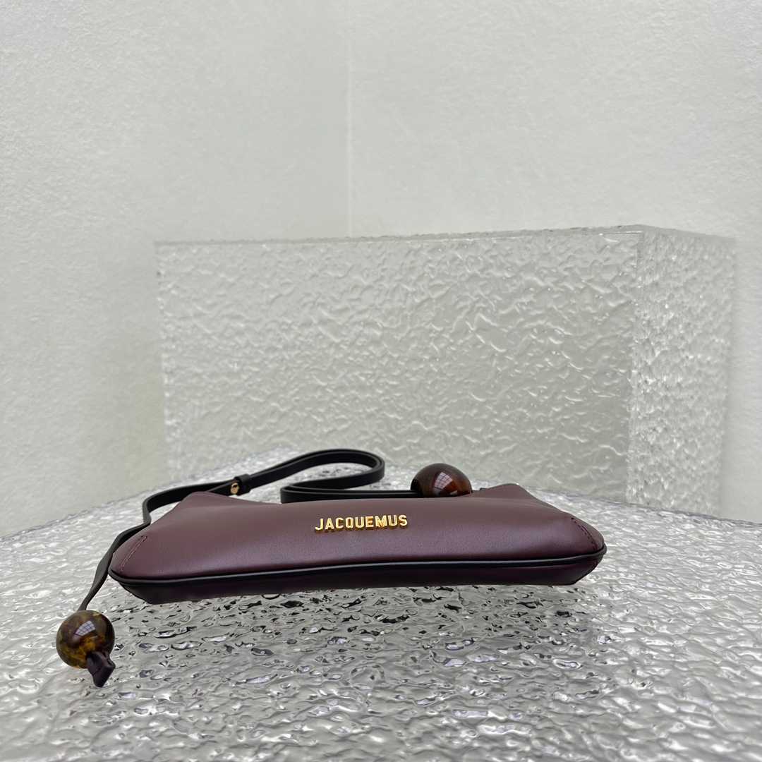 Jacquemus The Bisou Perle - DesignerGu