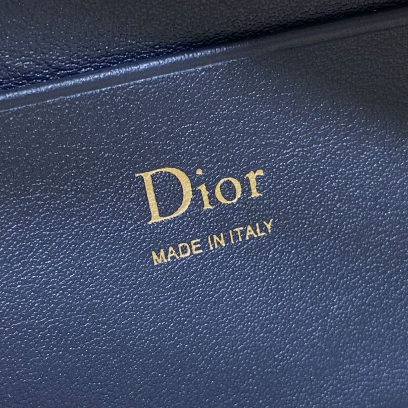 Dior Bow Pouch - DesignerGu