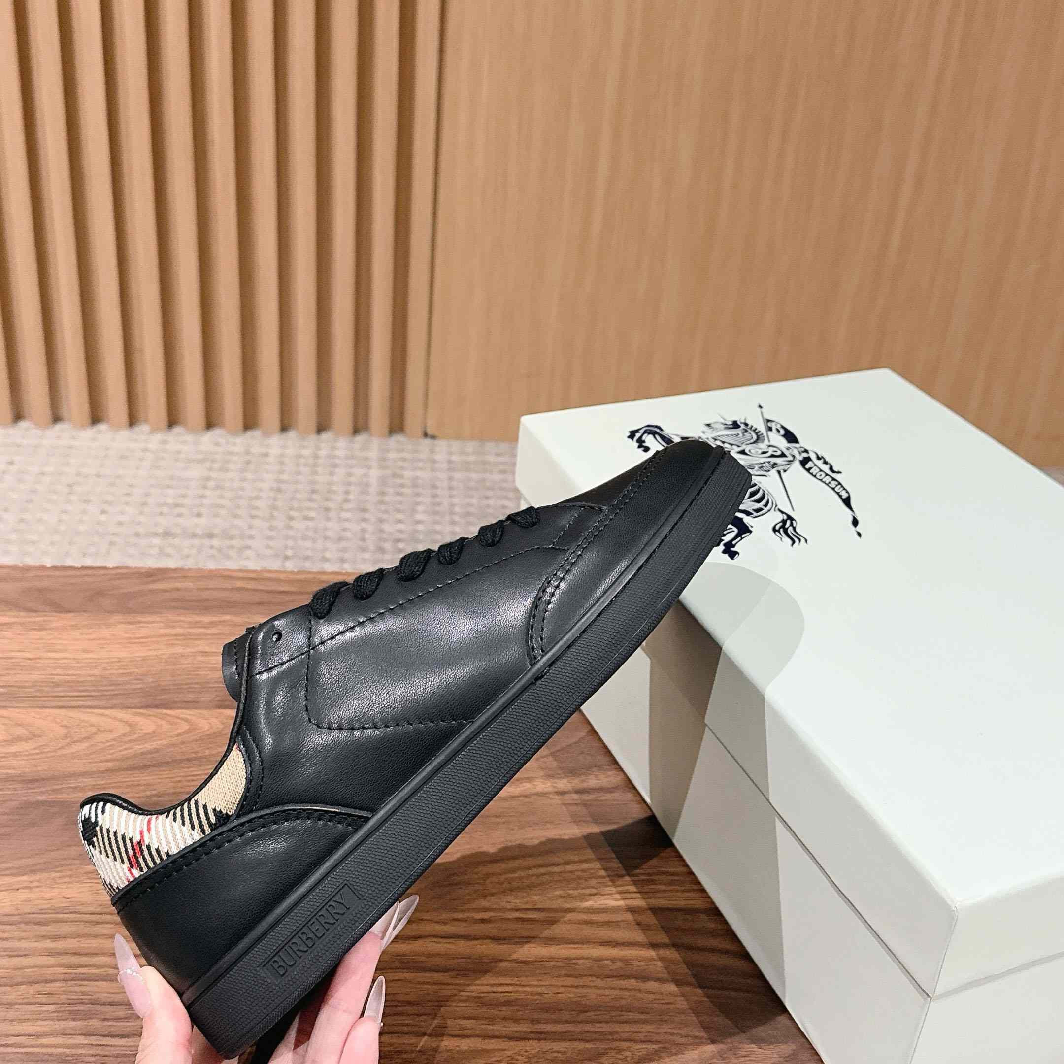 Burberry Leather Set Sneakers​ - DesignerGu