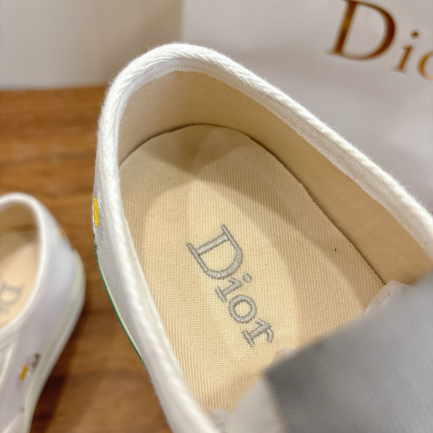Dior Saltwind Sneaker - DesignerGu