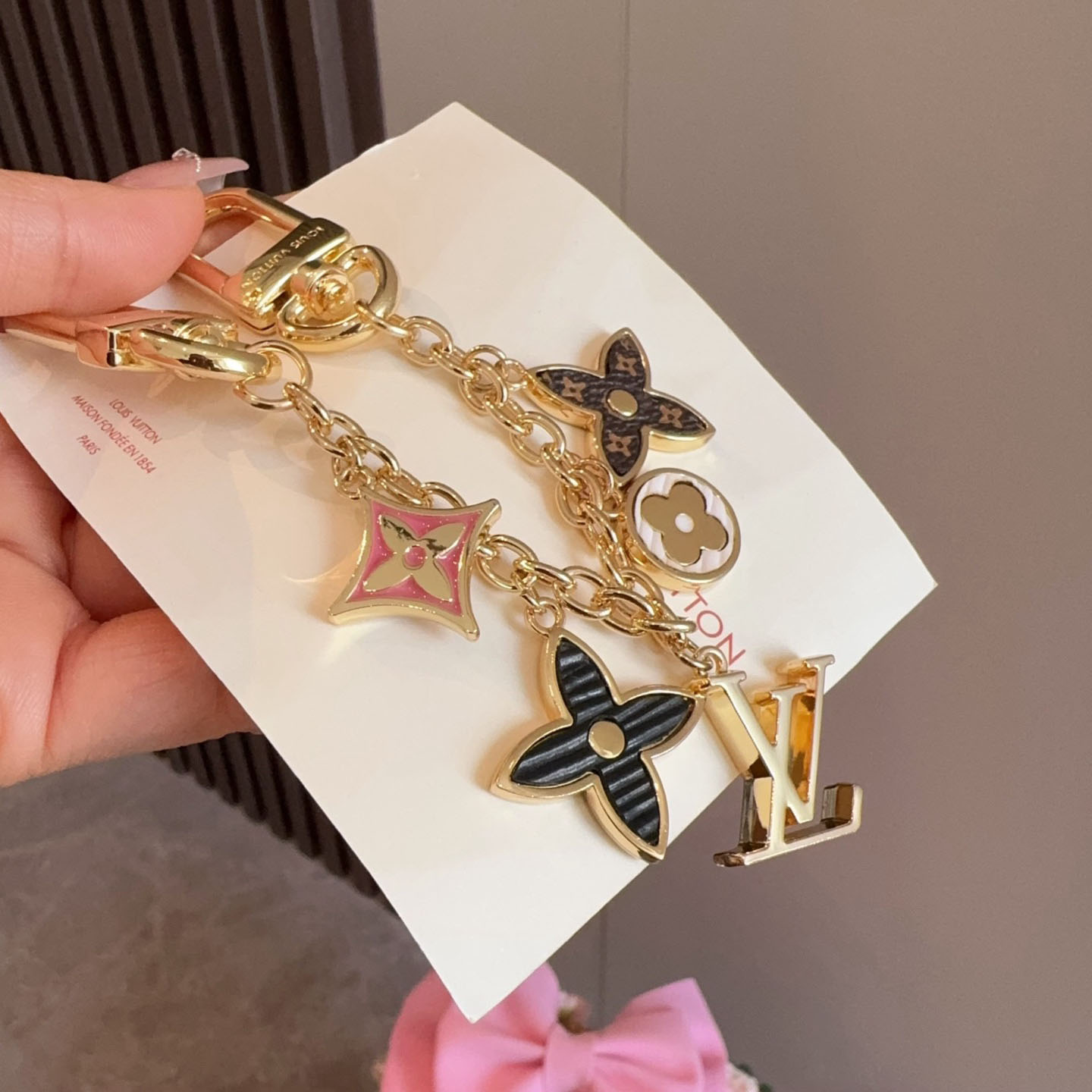 Louis Vuitton Spring Street Chain Bag Charm M01188 - DesignerGu