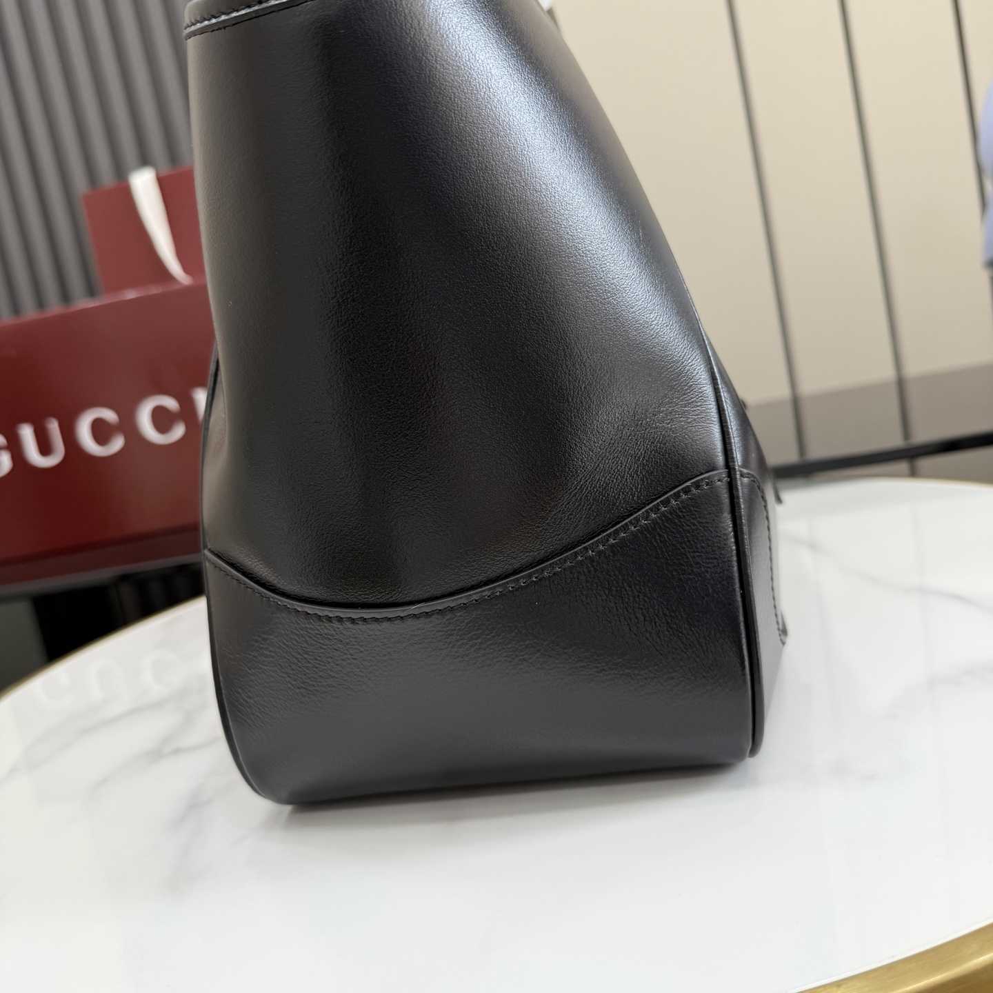 Gucci Mercato Medium Tote Bag 866645 - DesignerGu