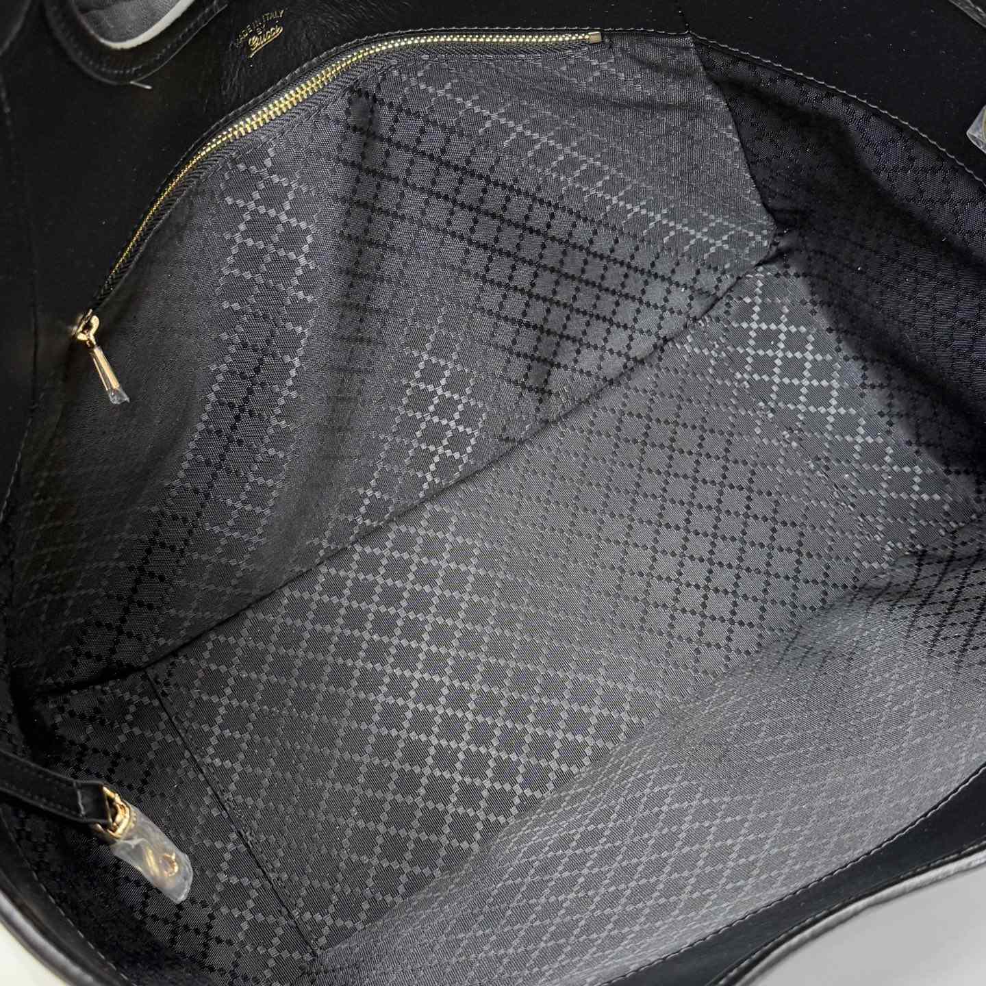 Gucci Mercato Medium Tote Bag 866645 - DesignerGu