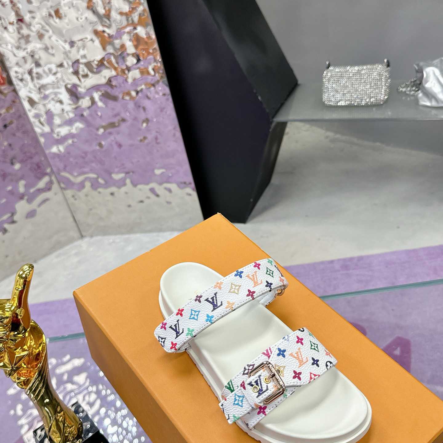 Louis Vuitton LV x TM Bom Dia Flat Comfort Mule 1AJLI7 - DesignerGu