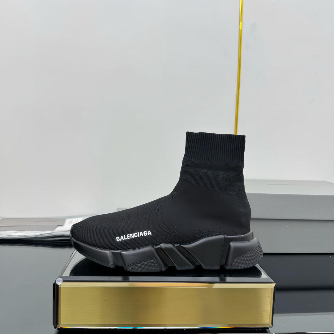 Balenciaga Speed Sneakers - DesignerGu