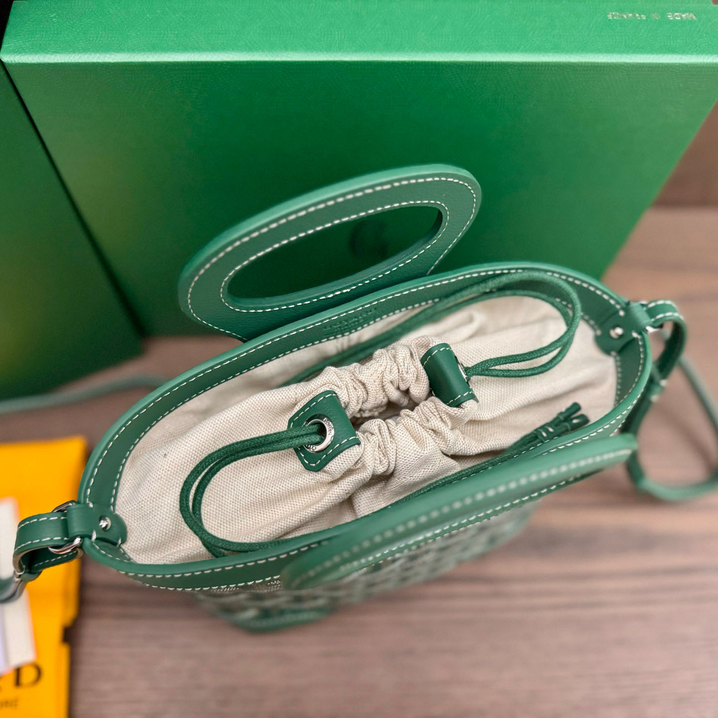 Goyard Beluga Mini Bag - DesignerGu