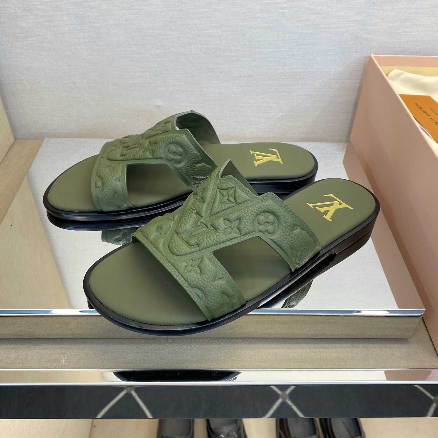 Louis Vuitton LV Oasis Mule    - DesignerGu