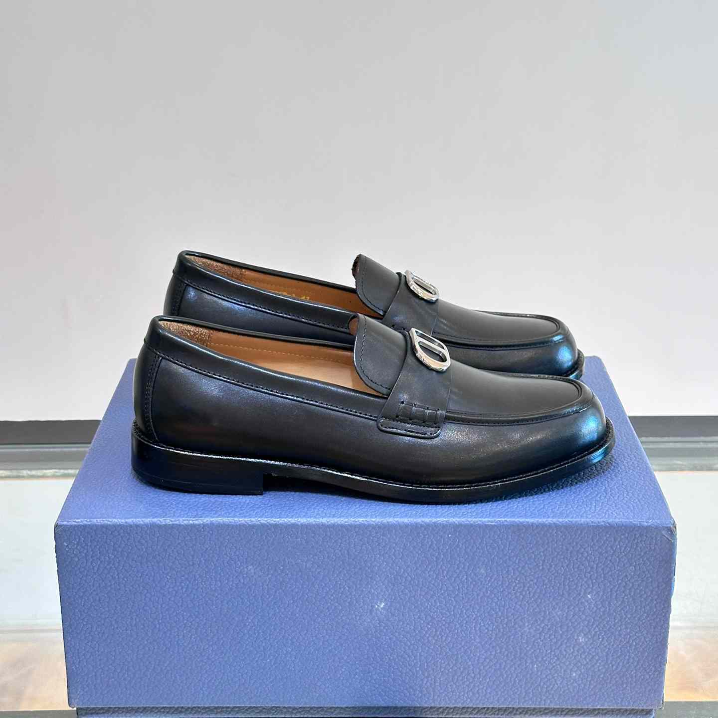 Dior Archie Loafer - DesignerGu