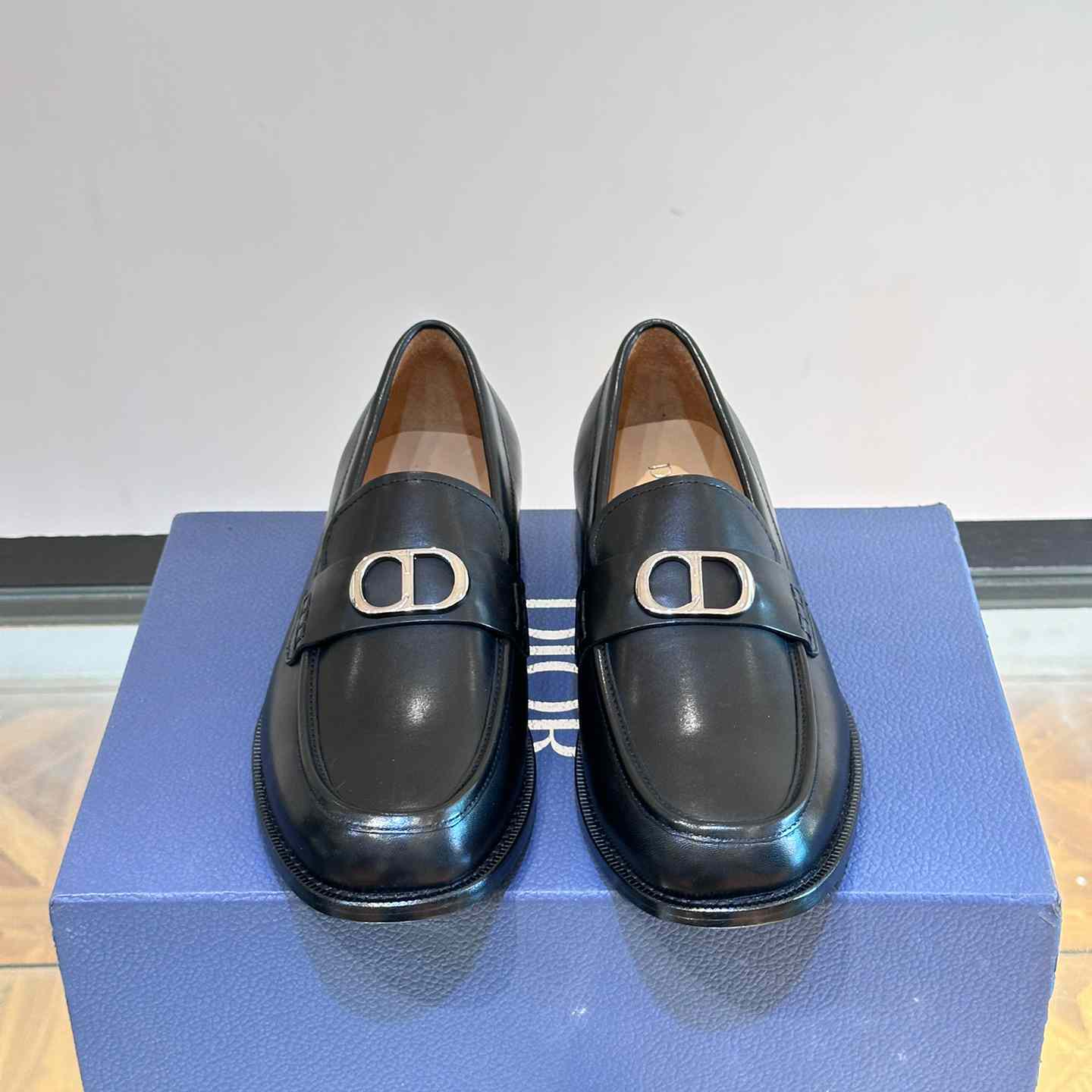 Dior Archie Loafer - DesignerGu