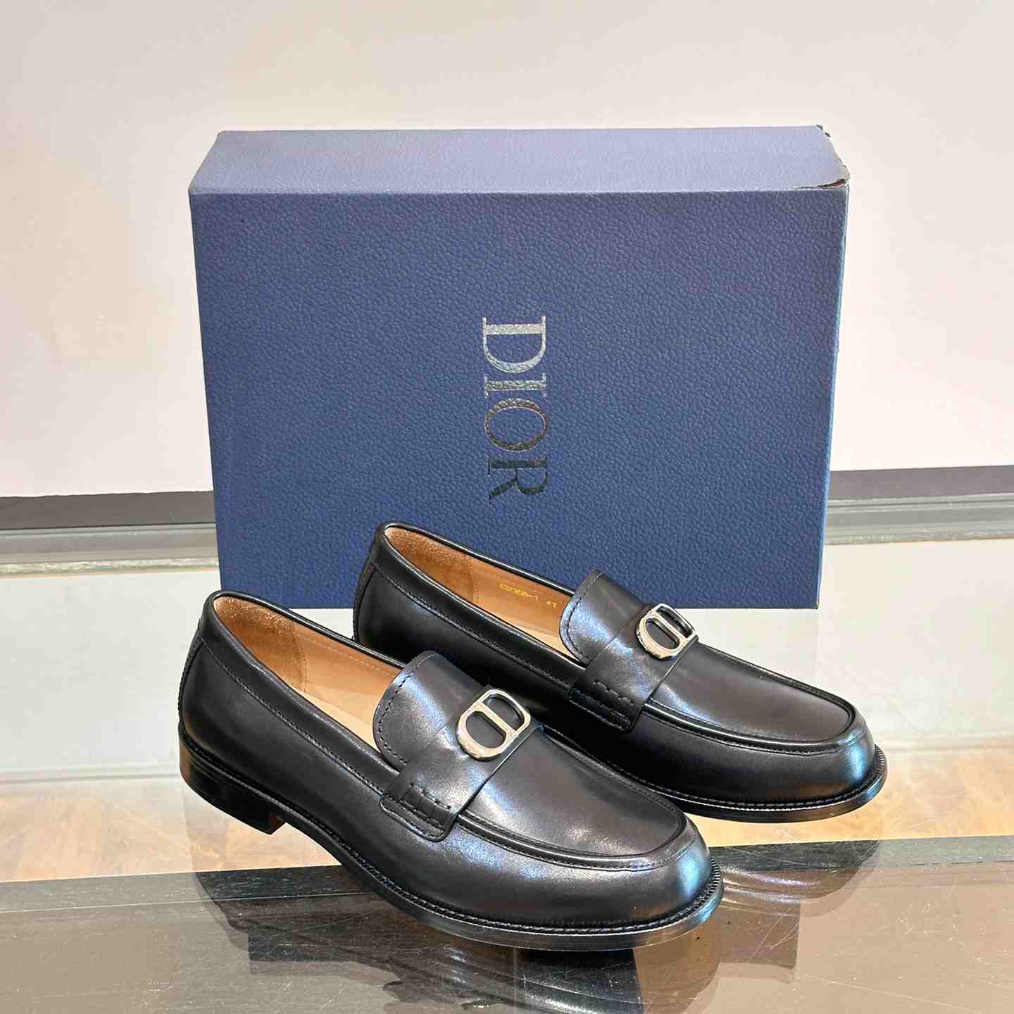 Dior Archie Loafer - DesignerGu