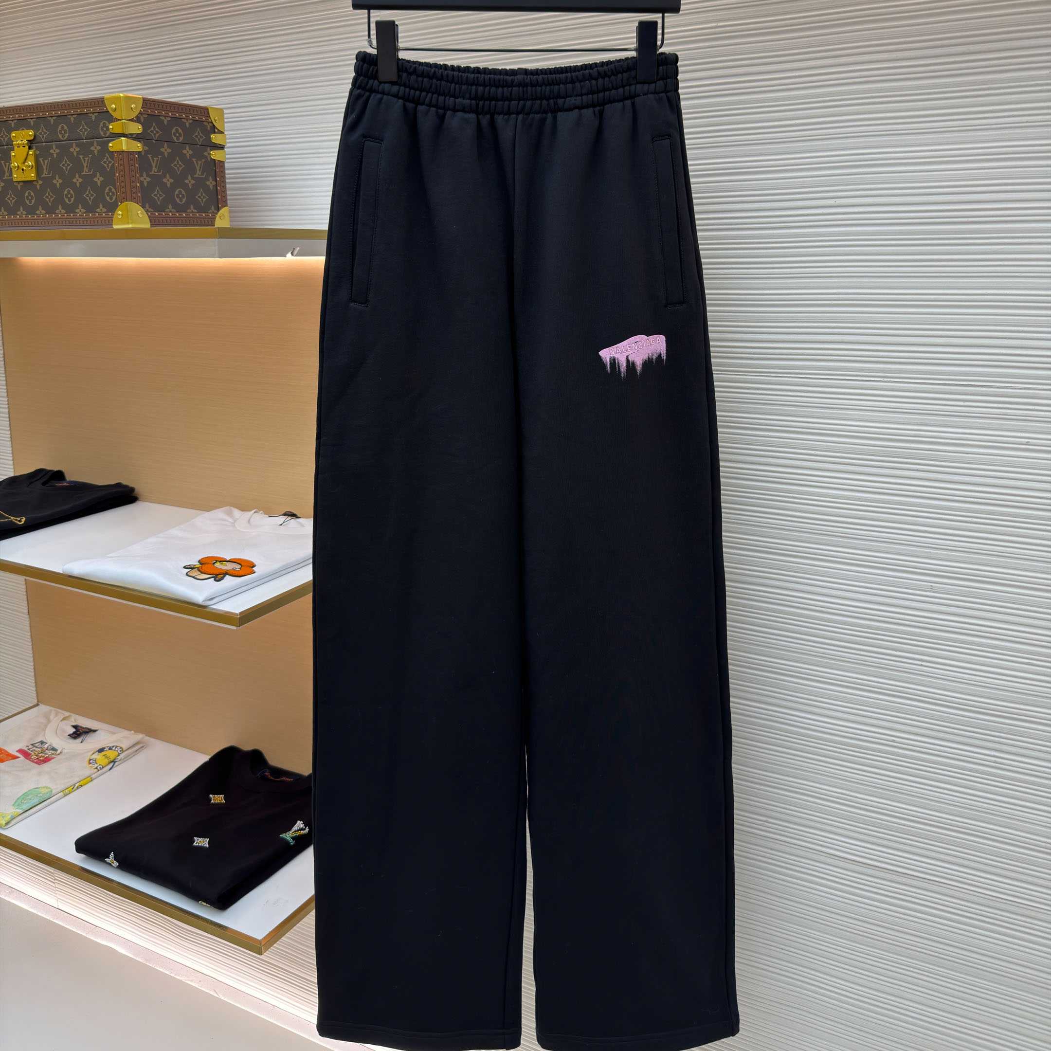 Balenciaga Wet Brush Baggy Sweatpants In Black - DesignerGu