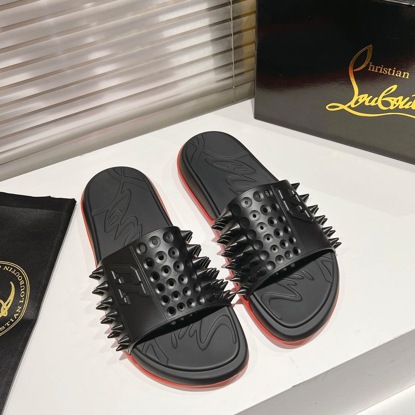 Christian Louboutin Take It Easy Sandals - DesignerGu