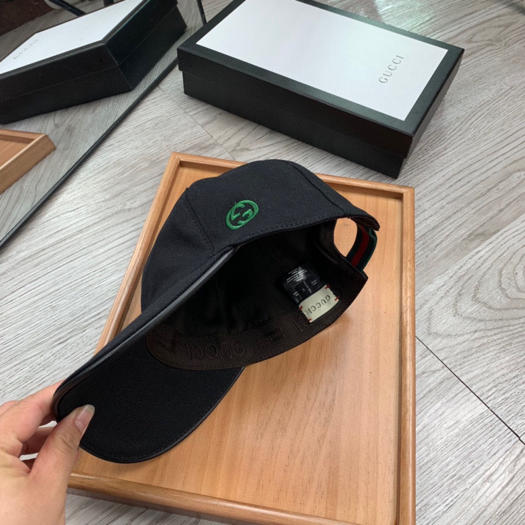Gucci GG Baseball Hat In Black - DesignerGu