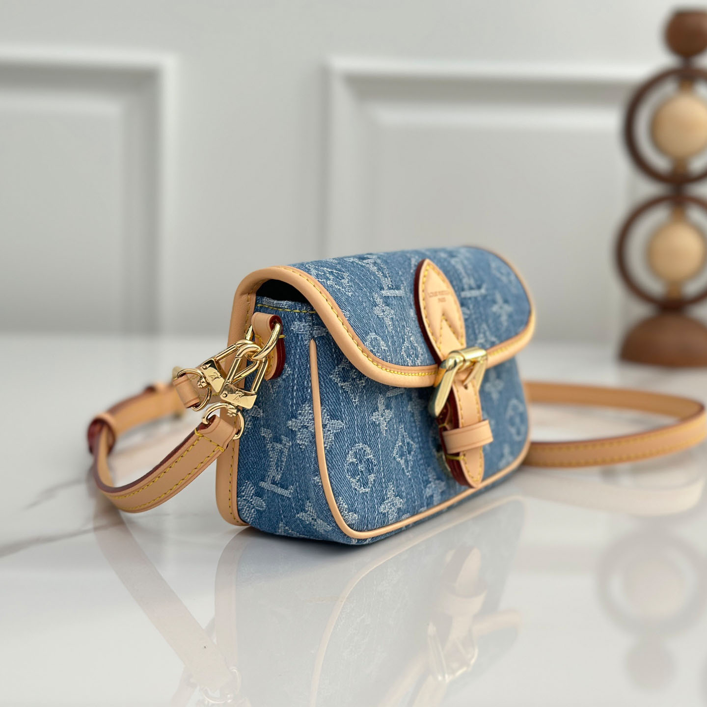 Louis Vuitton Nano Diane   M27700 - DesignerGu