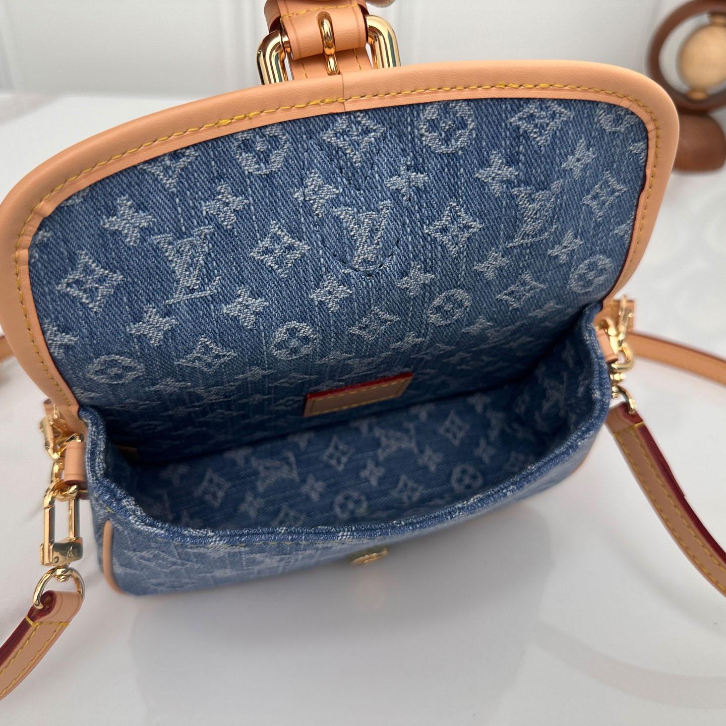 Louis Vuitton Nano Diane   M27700 - DesignerGu