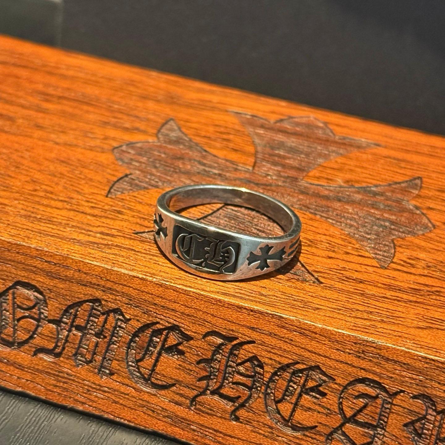 Chrome Heart Ring - DesignerGu