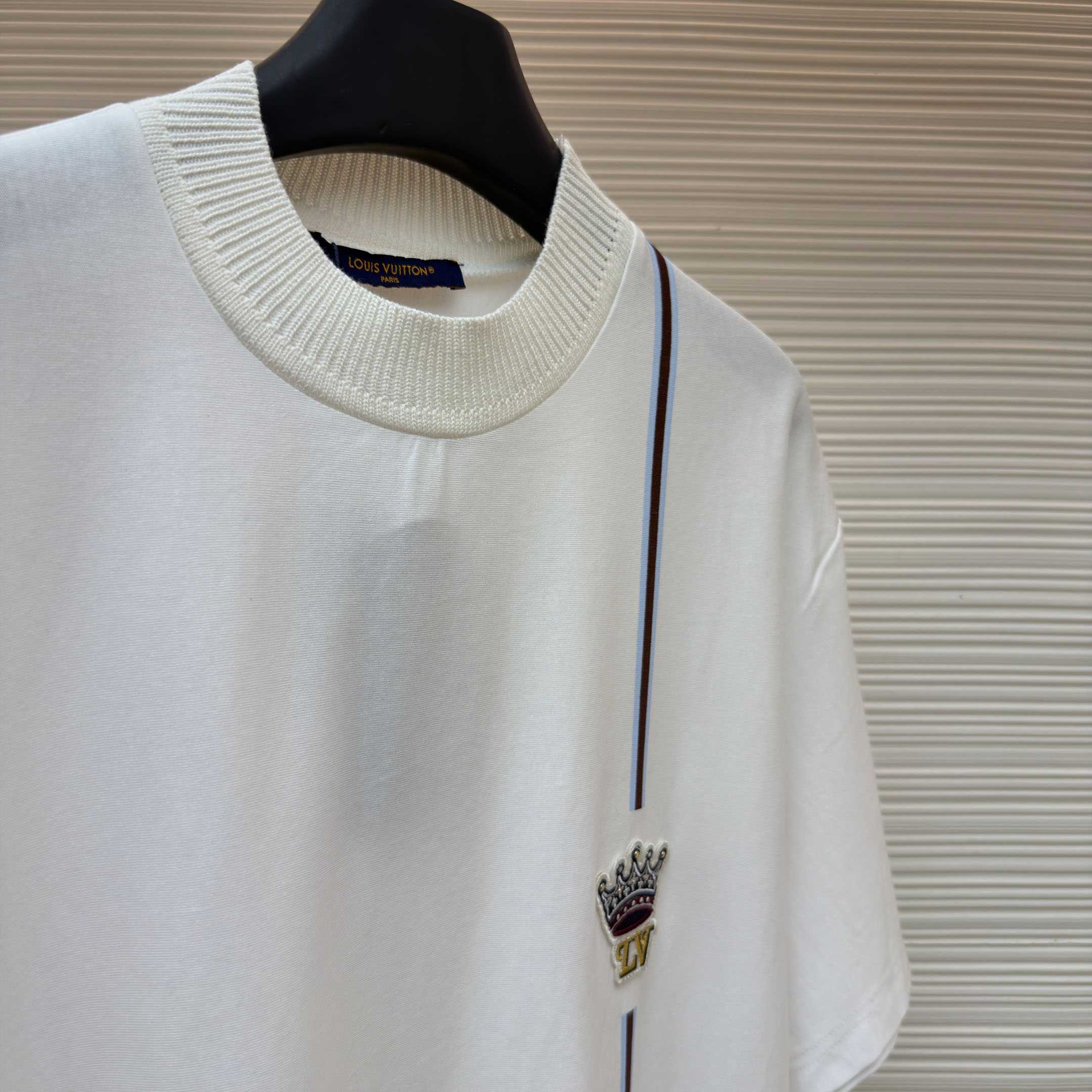 Louis Vuitton Signature T-Shirt 1AIKCE - DesignerGu