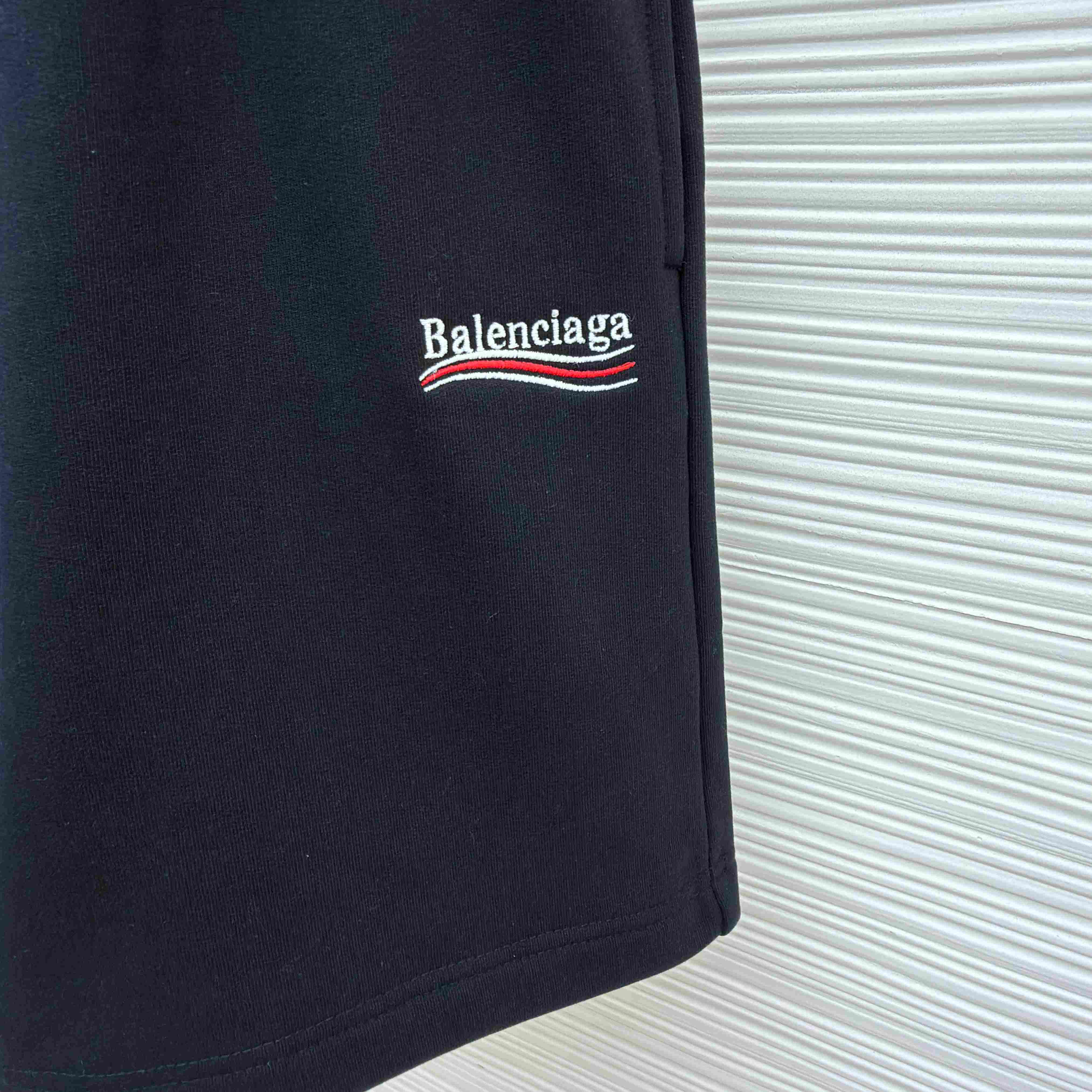 Balenciaga Political Campaign Shorts 'Black/White' - DesignerGu