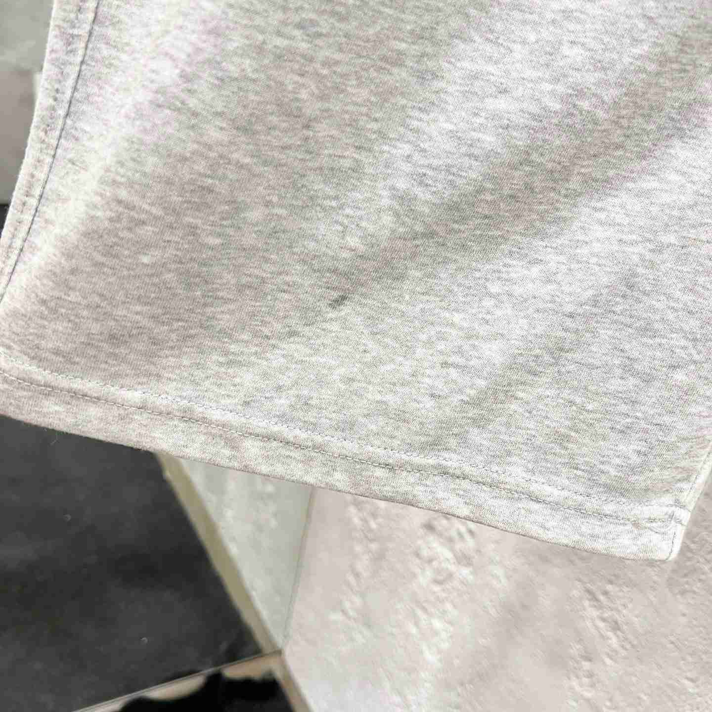 Prada Shorts    - DesignerGu