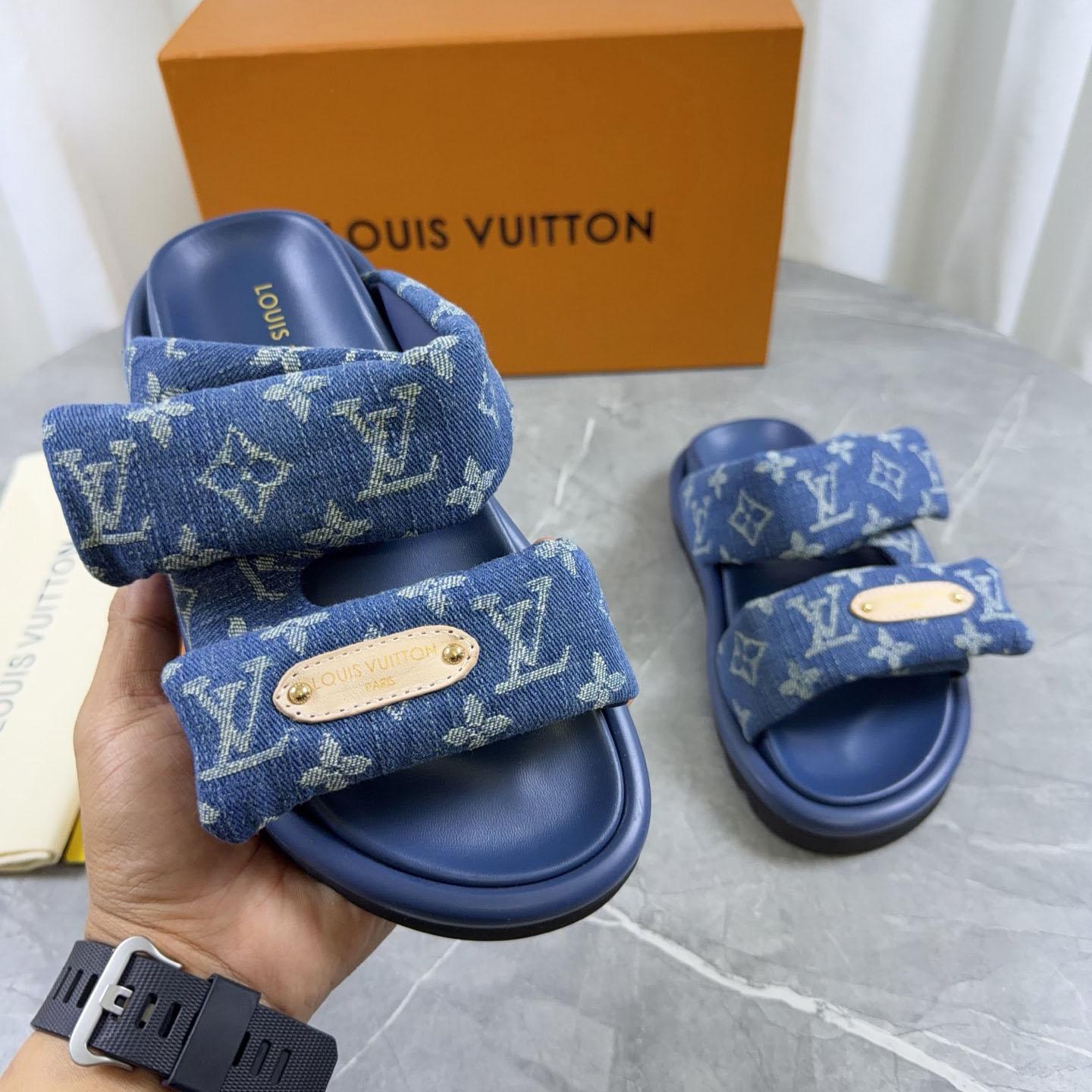 Louis Vuitton Pool Pillow Comfort Mule 1AJN80 - DesignerGu