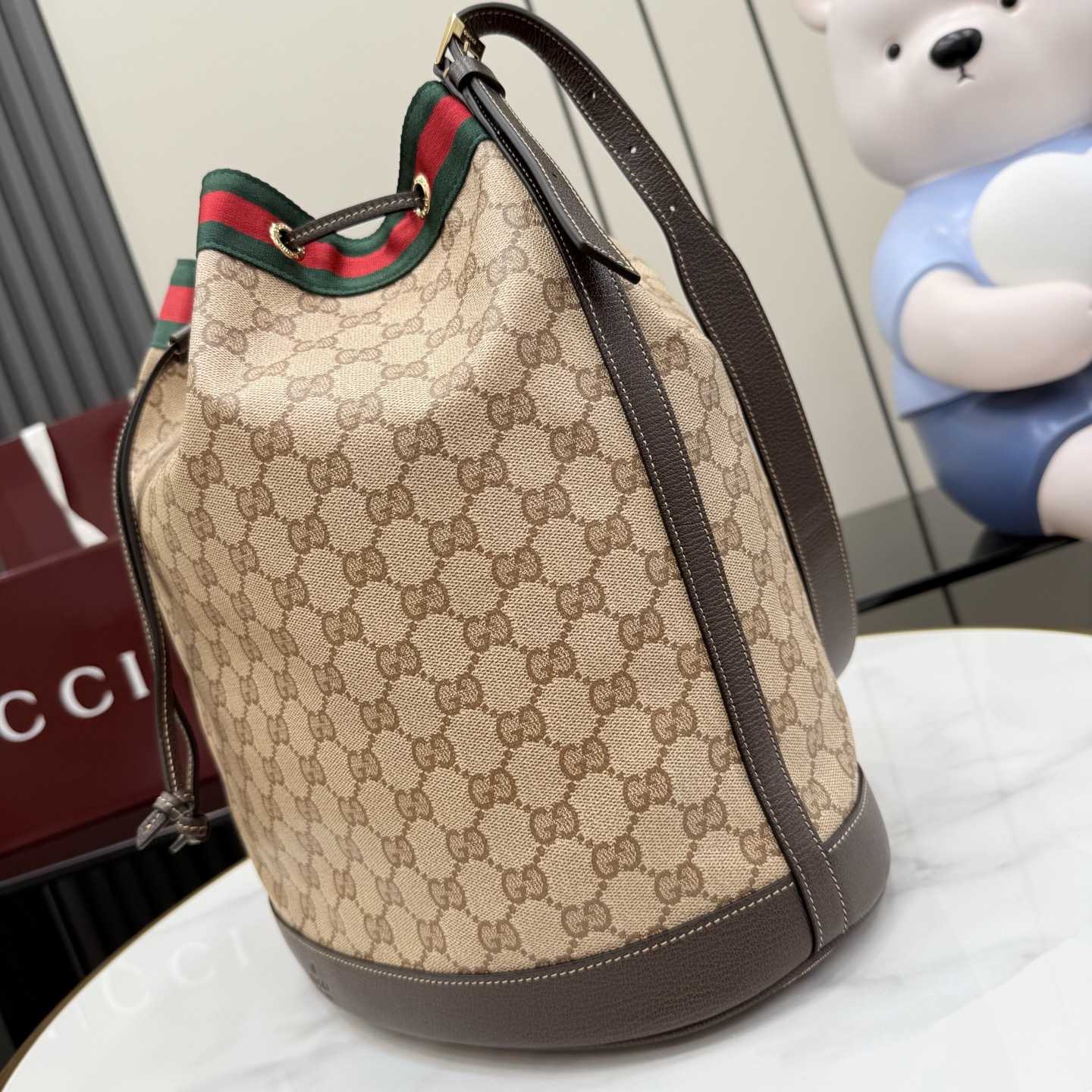 Gucci Venice Large Bucket Bag - DesignerGu