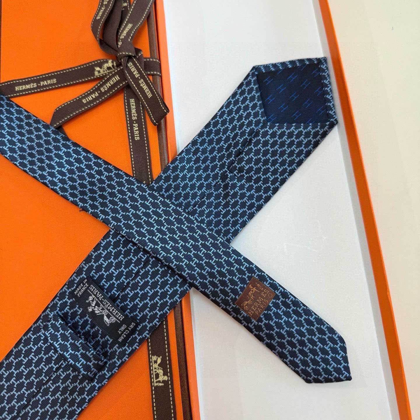 Hermes Dancing H Tie - DesignerGu