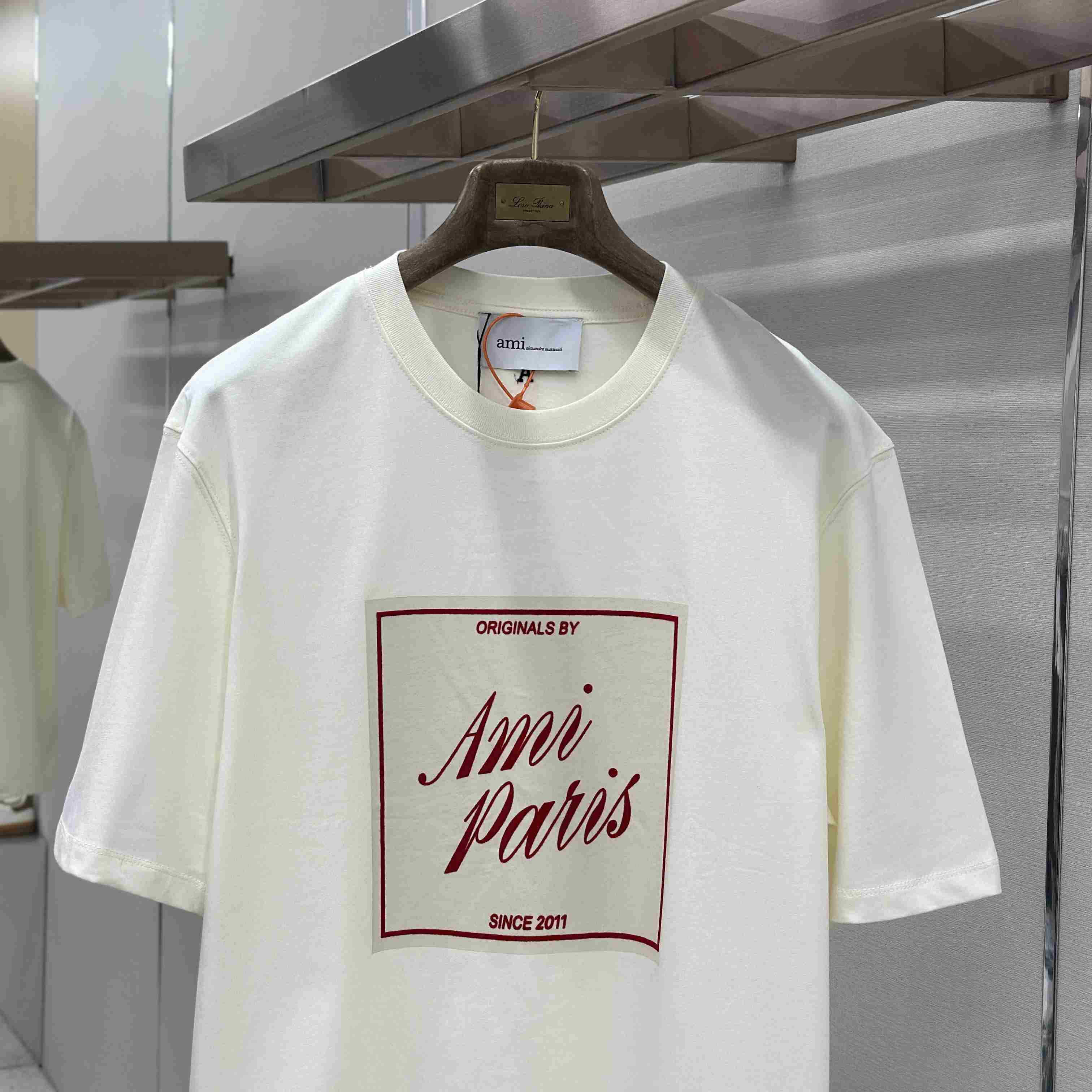 AMI Paris White Cotton Ami Paris Heritage Print T-shirt - DesignerGu