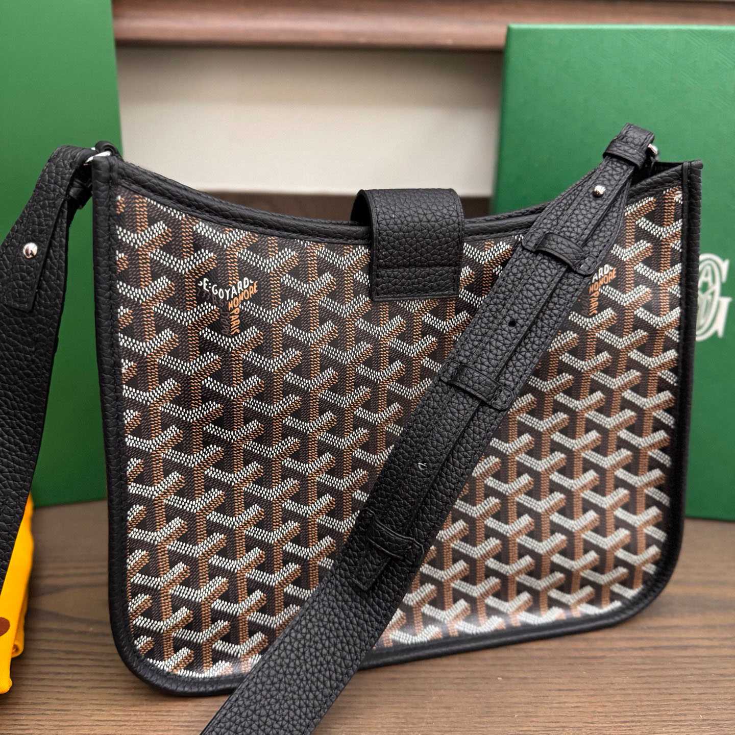 Goyard Musette Bag - DesignerGu