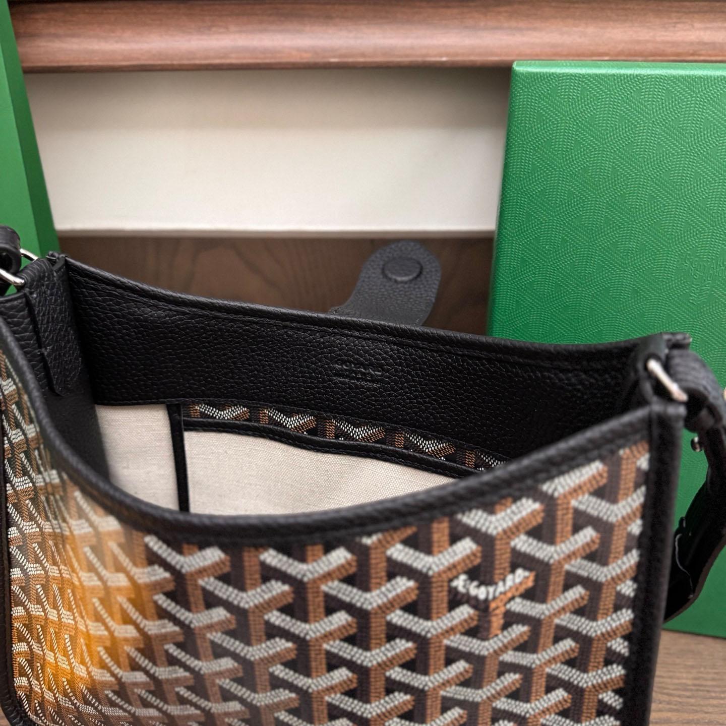 Goyard Musette Bag - DesignerGu